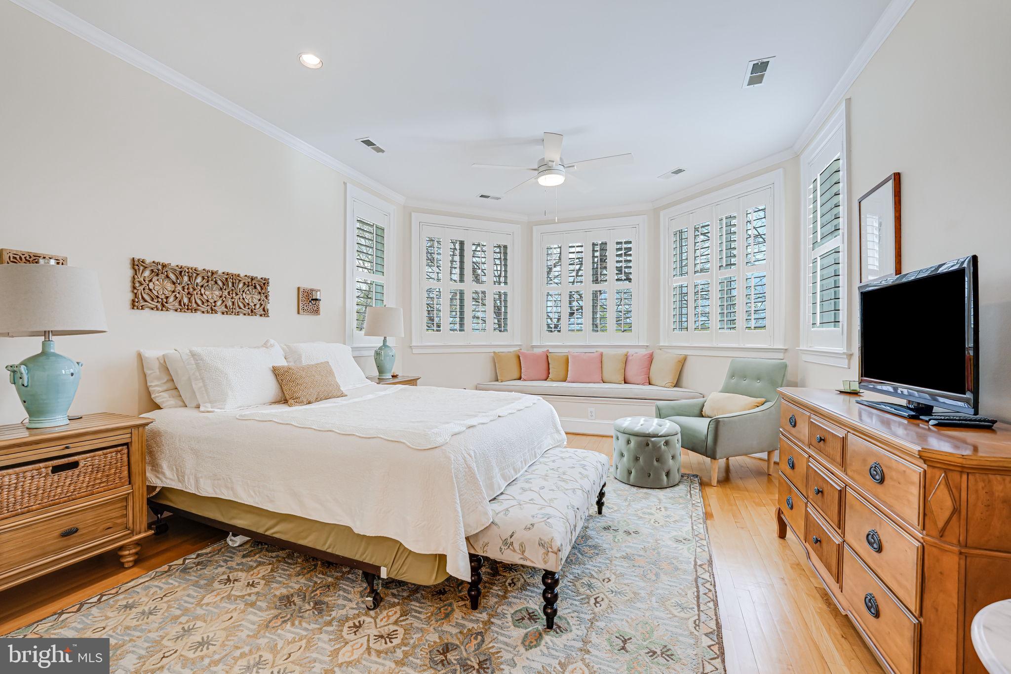 RIVER BLUFFS - Residential