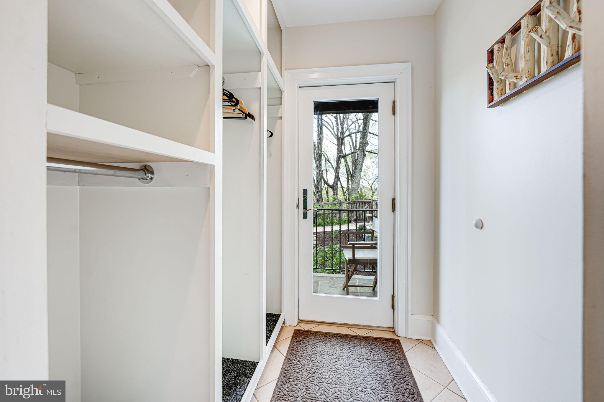 RIVER BLUFFS - Residential