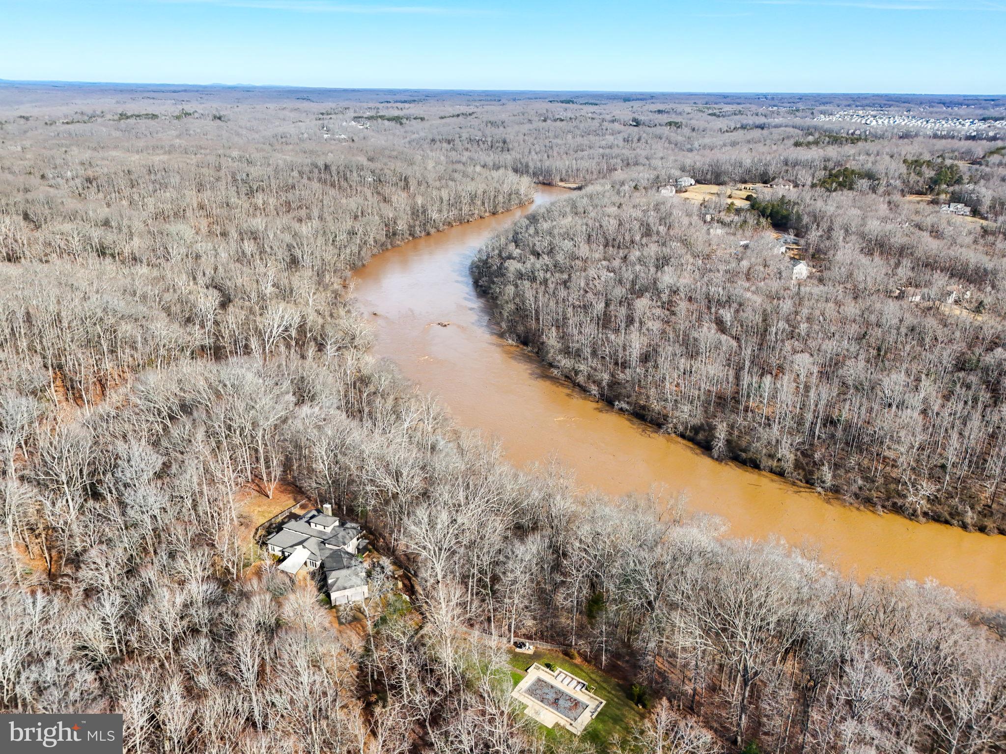 RIVER BLUFFS - Residential