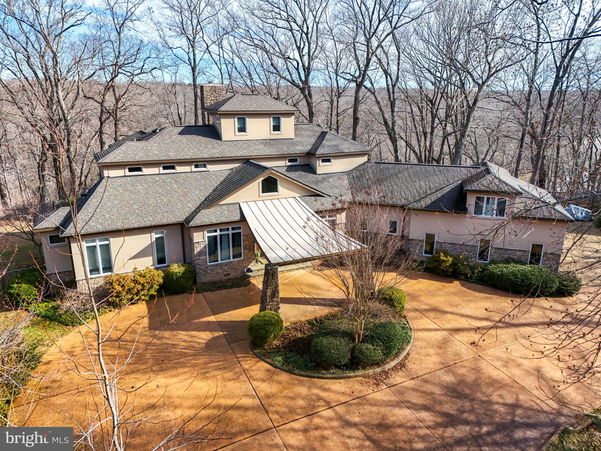 RIVER BLUFFS - Residential