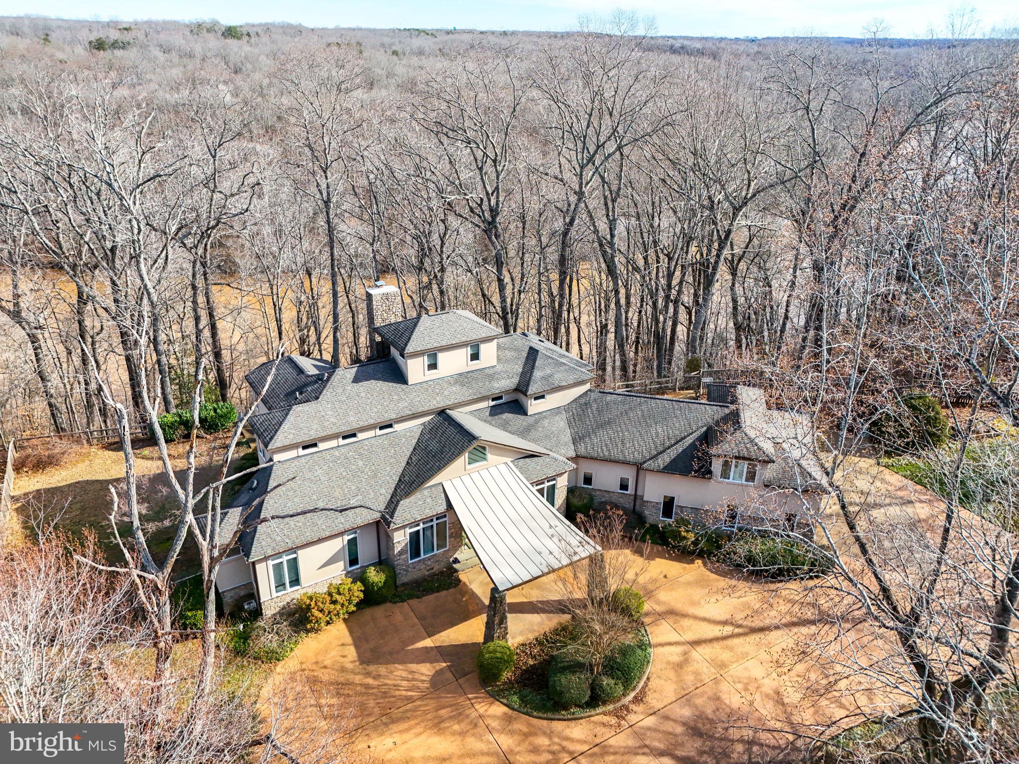 RIVER BLUFFS - Residential