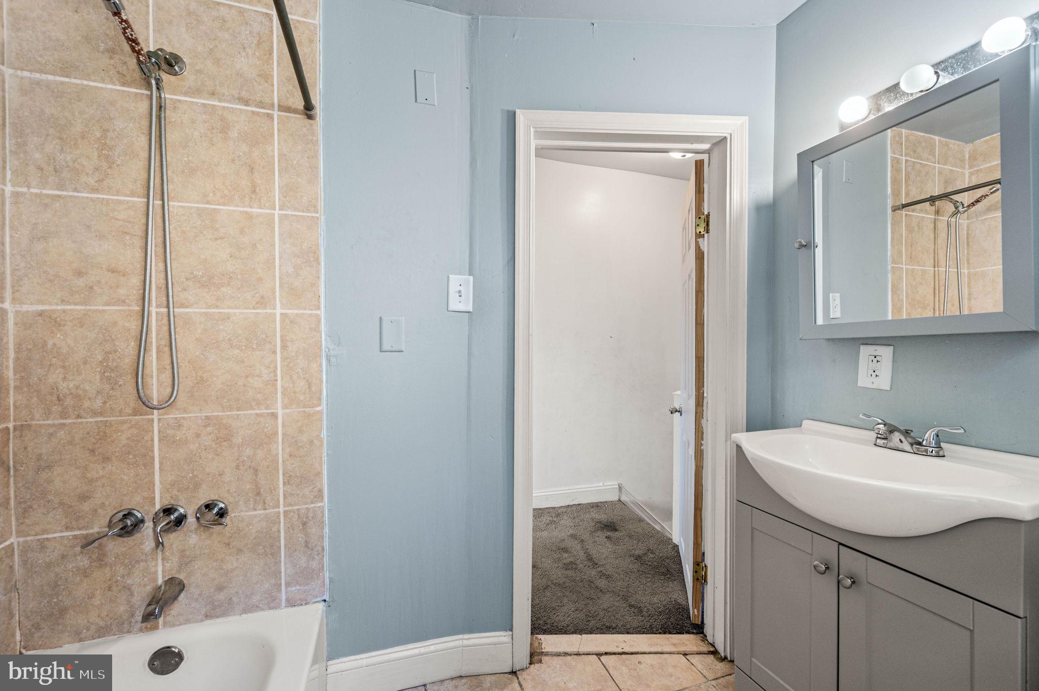 COBBS CREEK - Residential