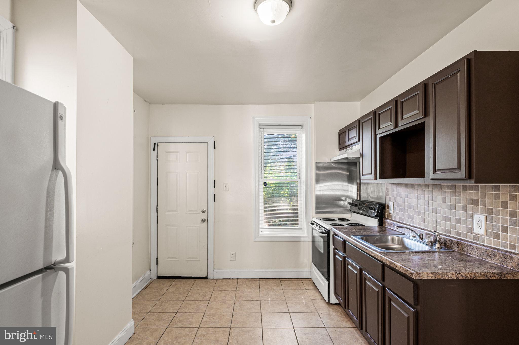 COBBS CREEK - Residential