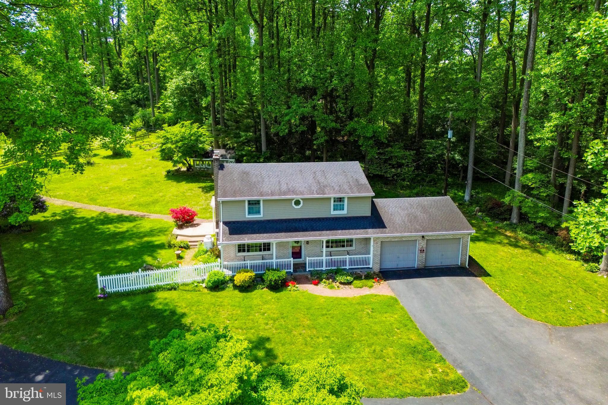 5662 OAK LANE