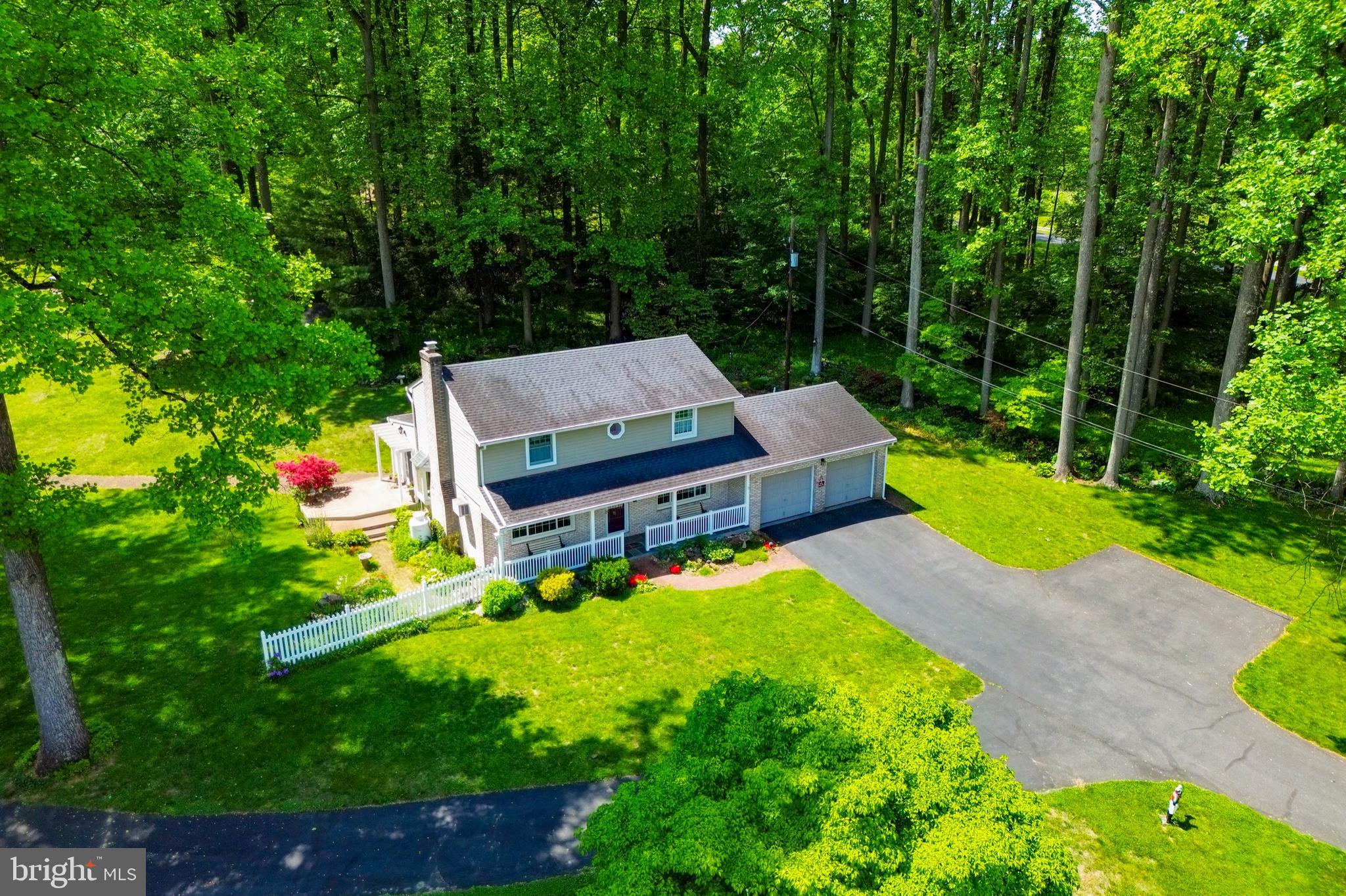 5662 OAK LANE