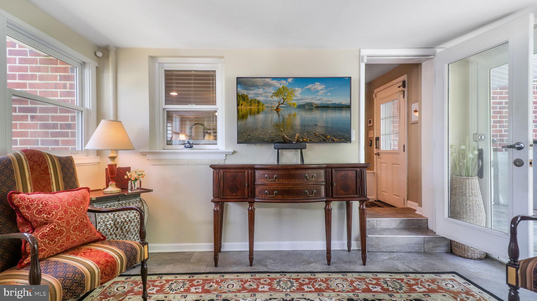 CAMPUS HILLS - Residential
