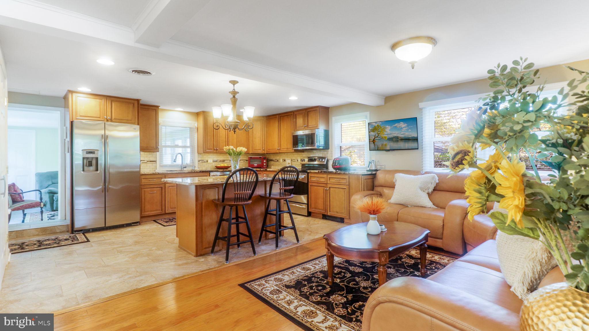 CAMPUS HILLS - Residential