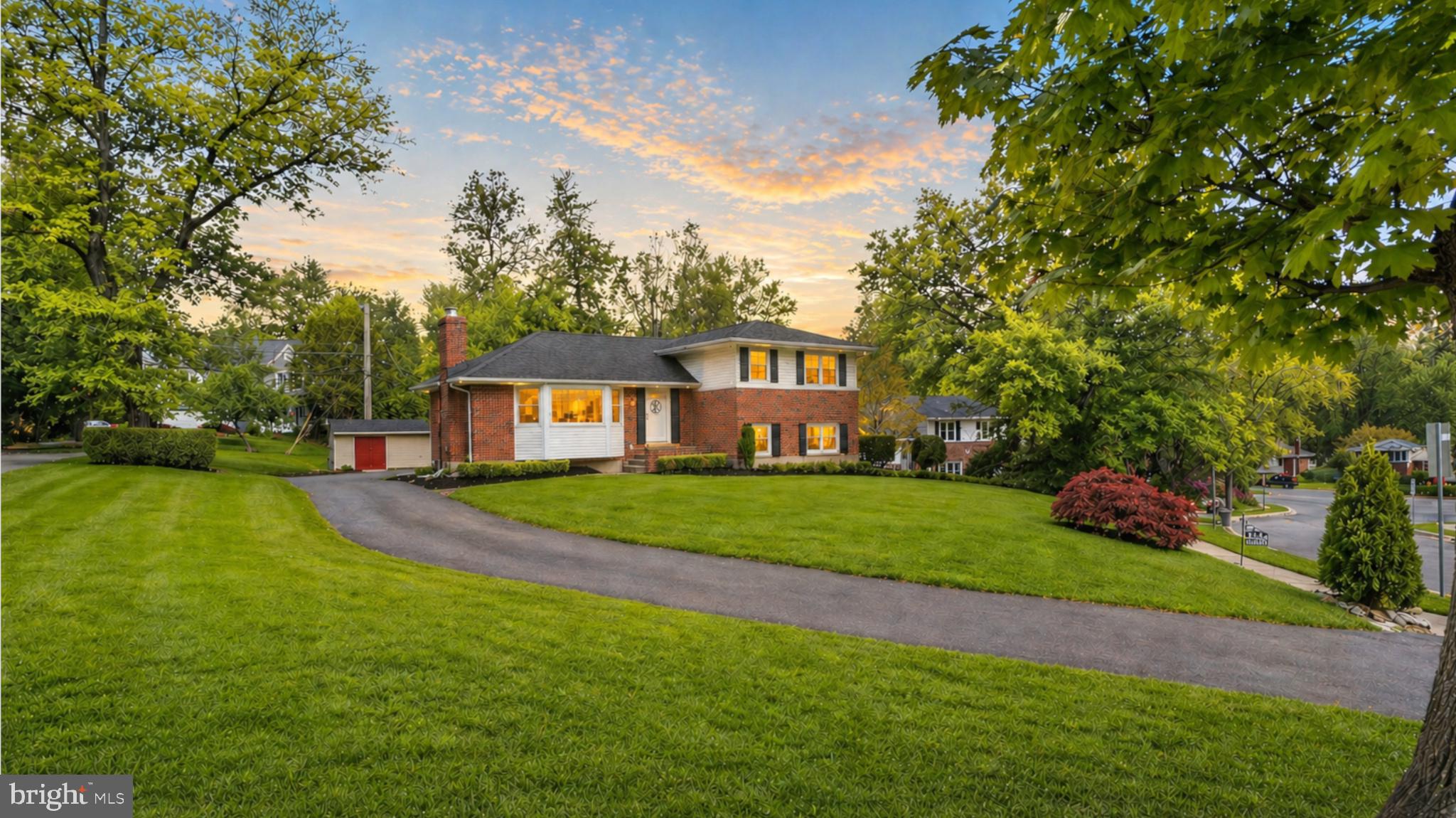CAMPUS HILLS - Residential