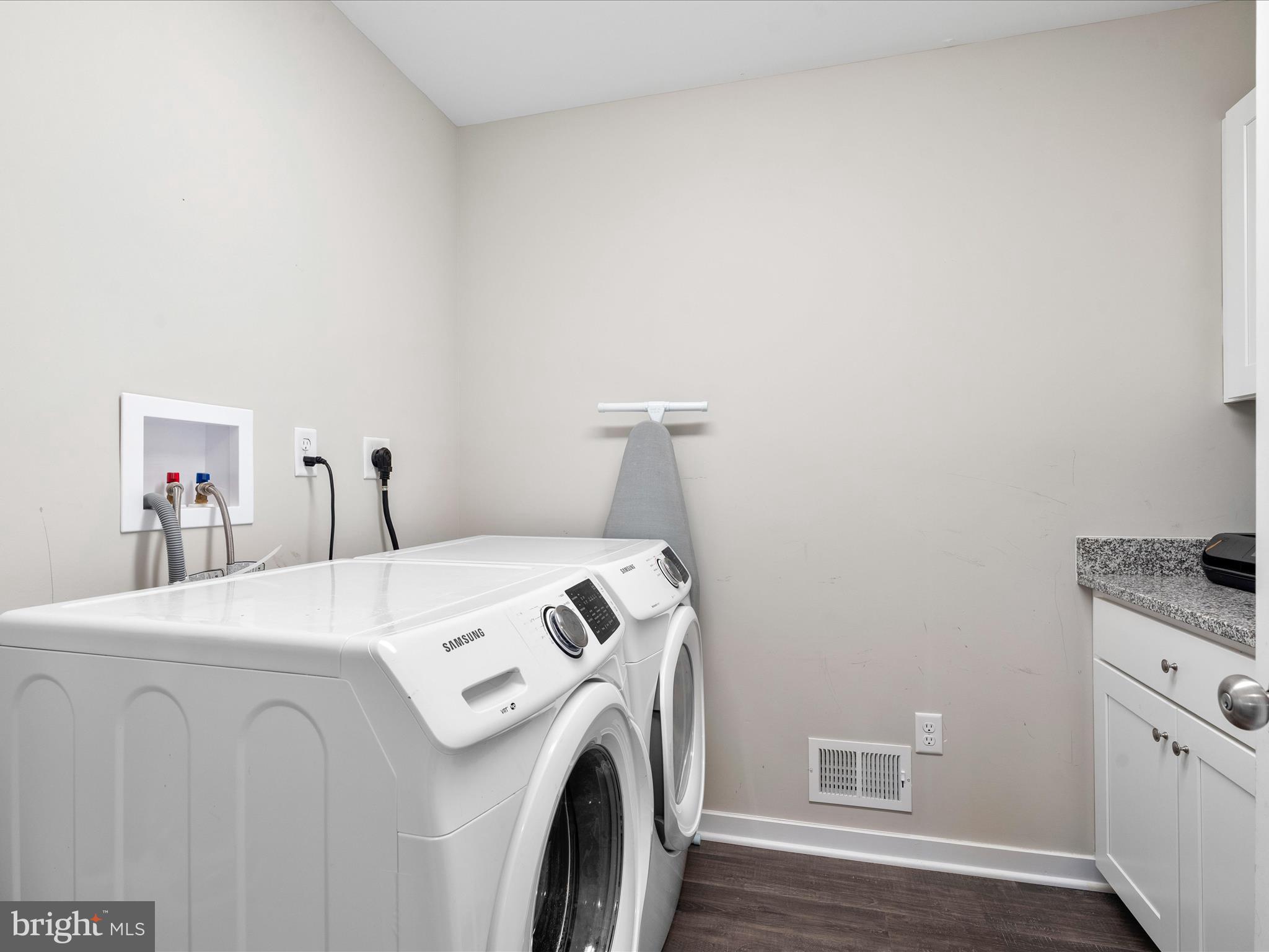 BUTLERS BRIDGE - Residential