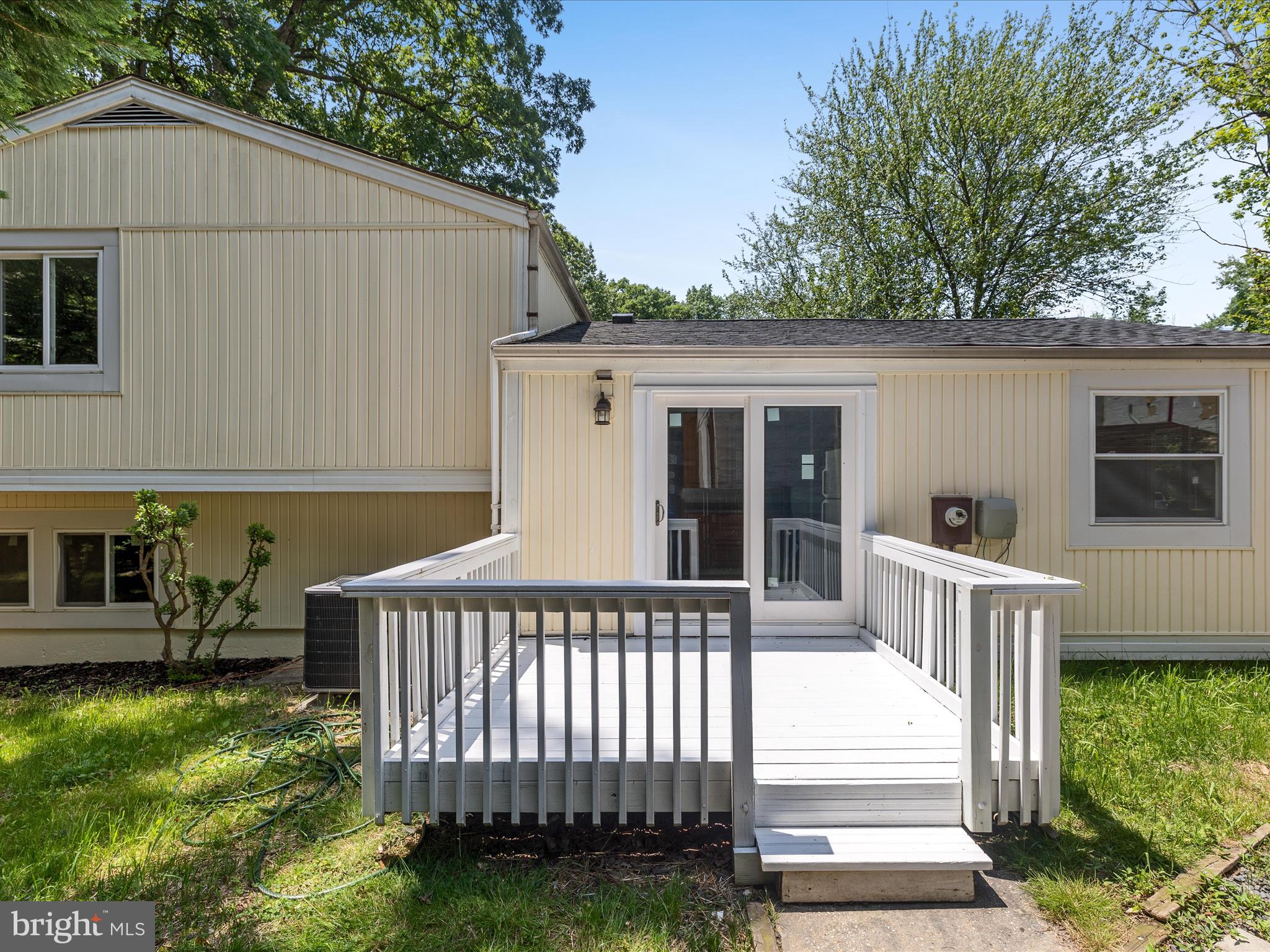 RESTON - Residential