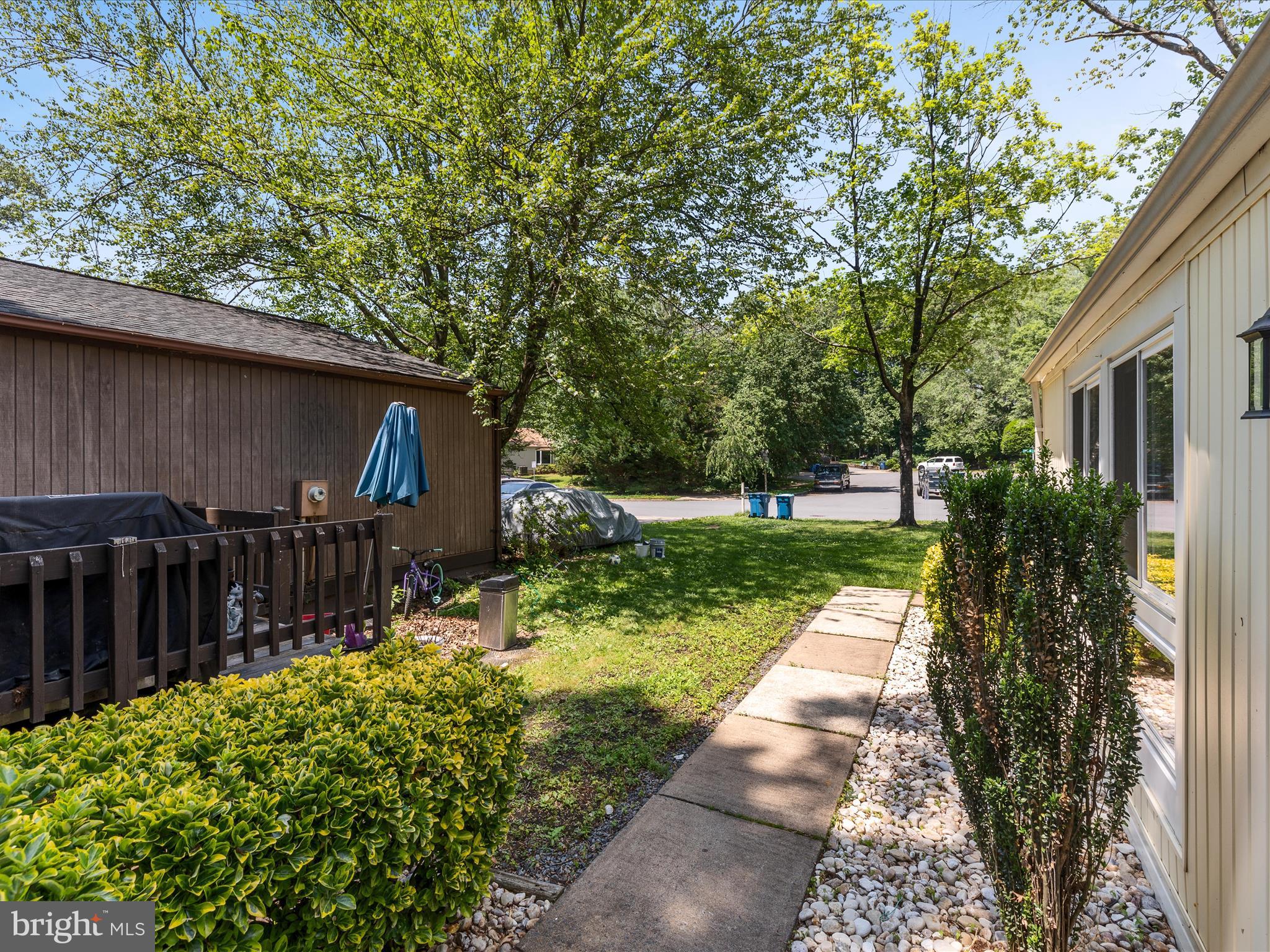 RESTON - Residential