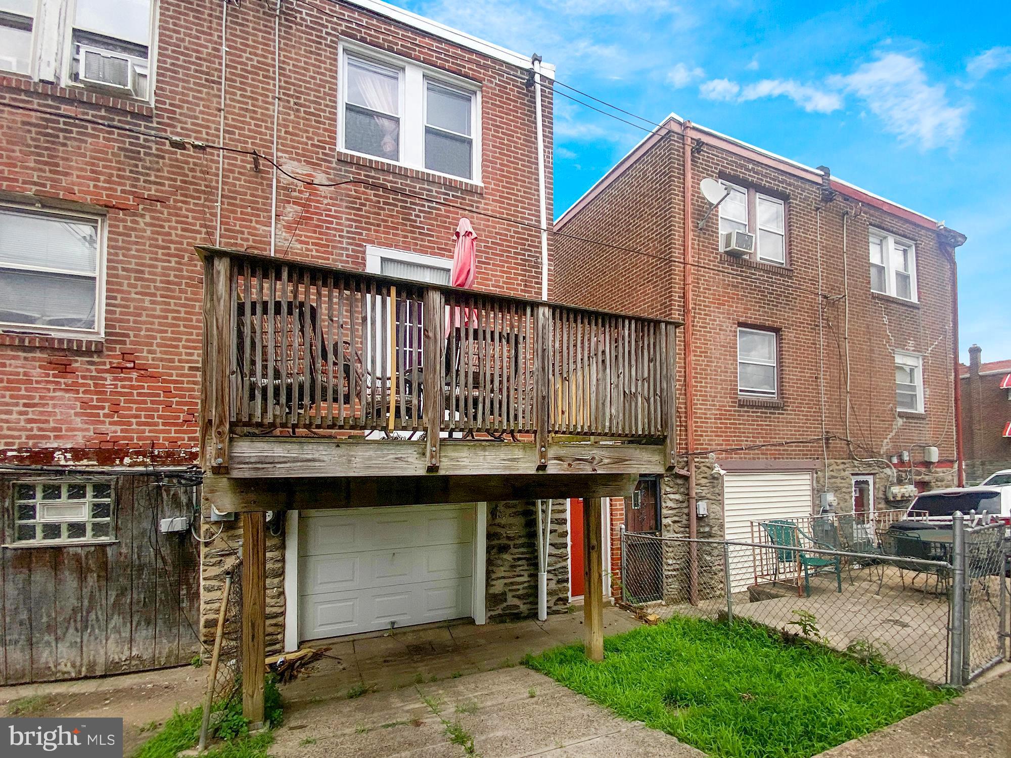 WEST OAK LANE - Residential