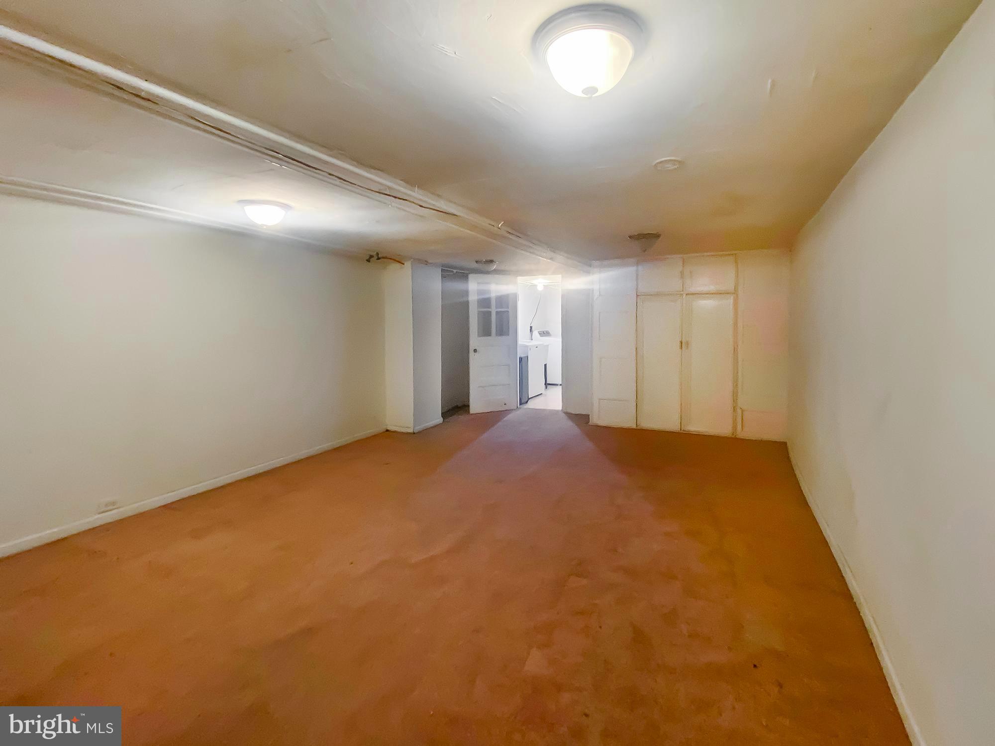 WEST OAK LANE - Residential