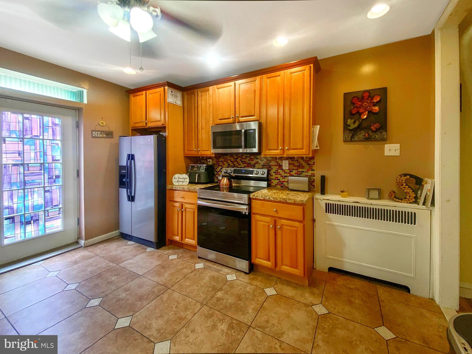 WEST OAK LANE - Residential