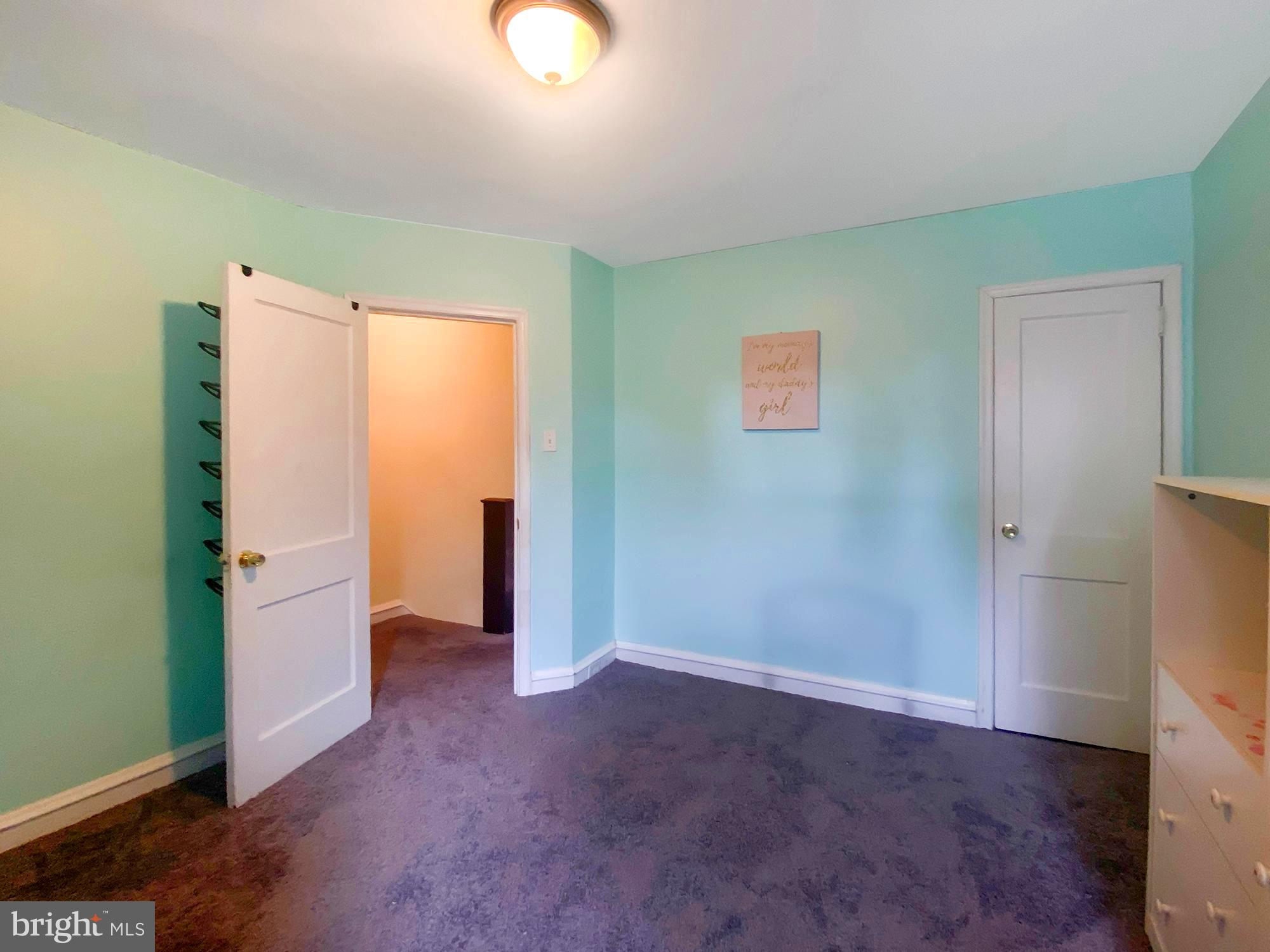 WEST OAK LANE - Residential