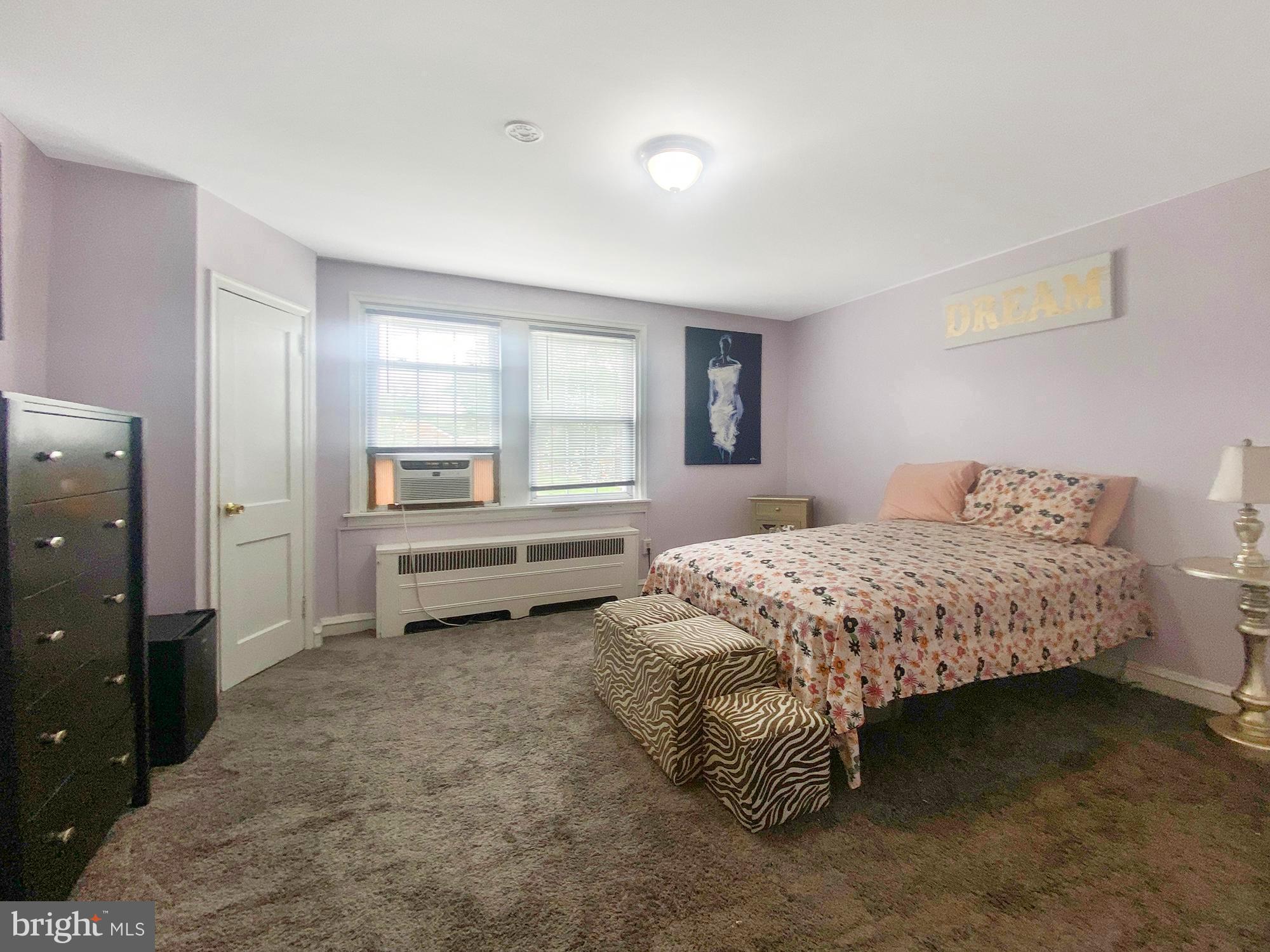 WEST OAK LANE - Residential