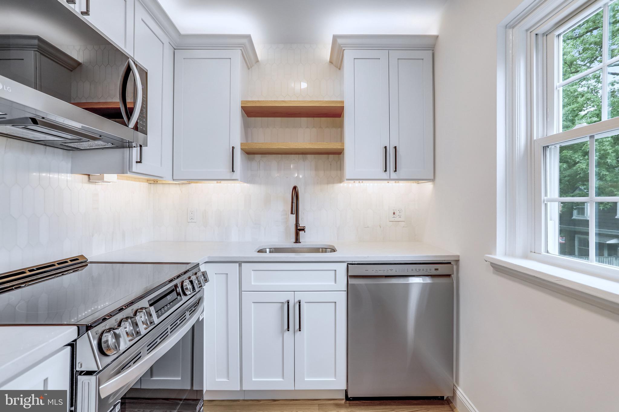 FAIRLINGTON GLEN - Residential