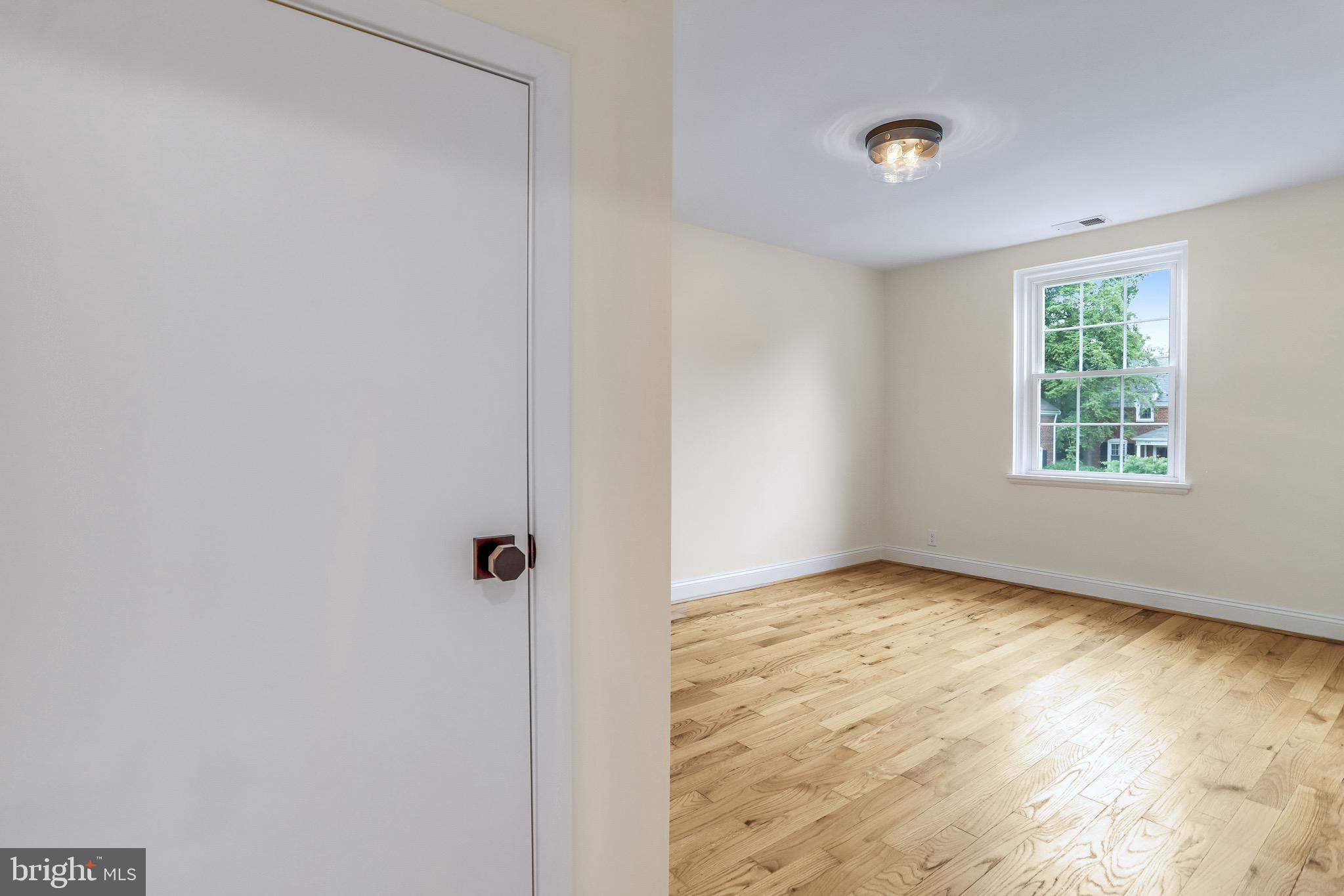 FAIRLINGTON GLEN - Residential