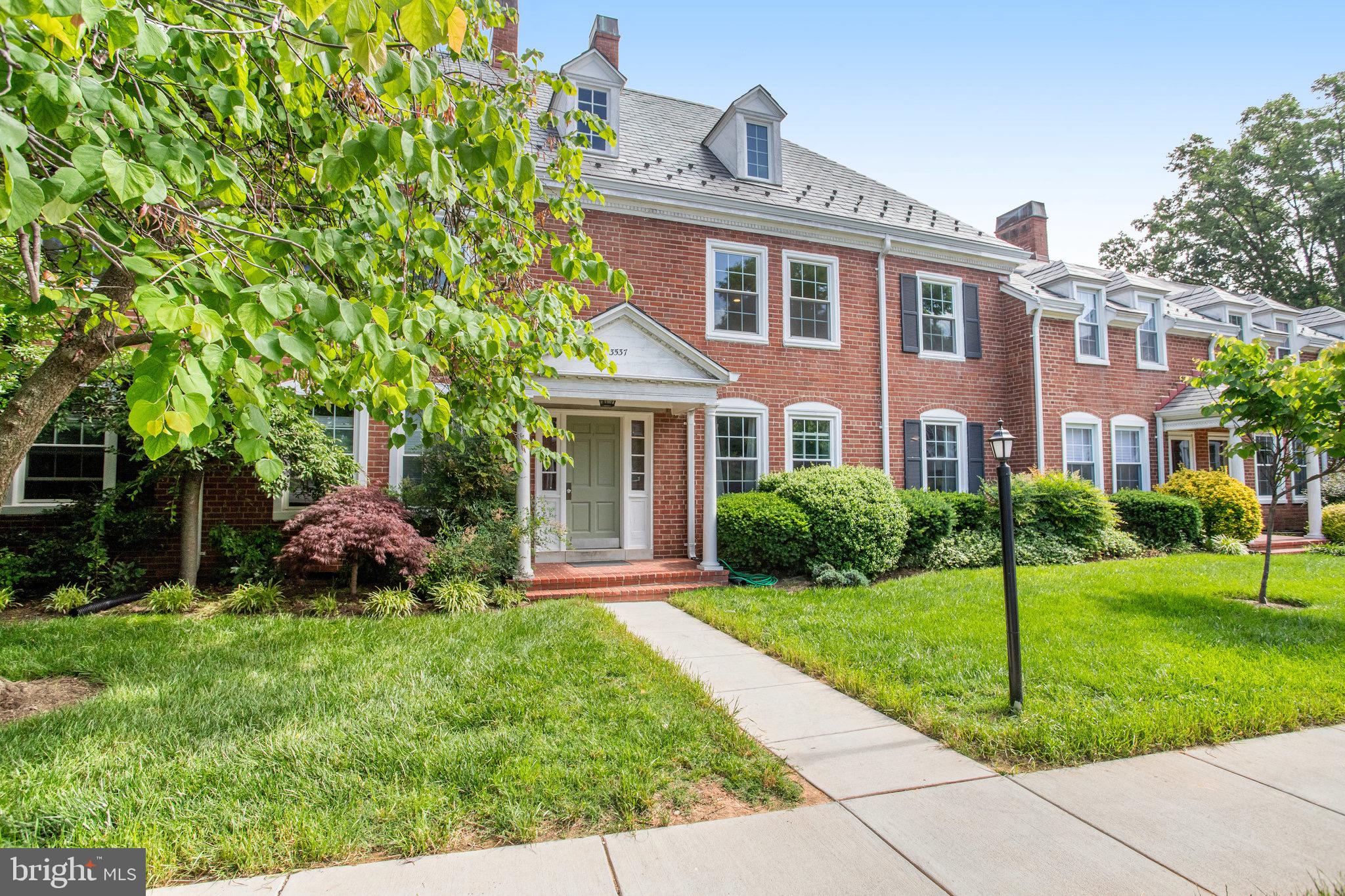 FAIRLINGTON GLEN - Residential