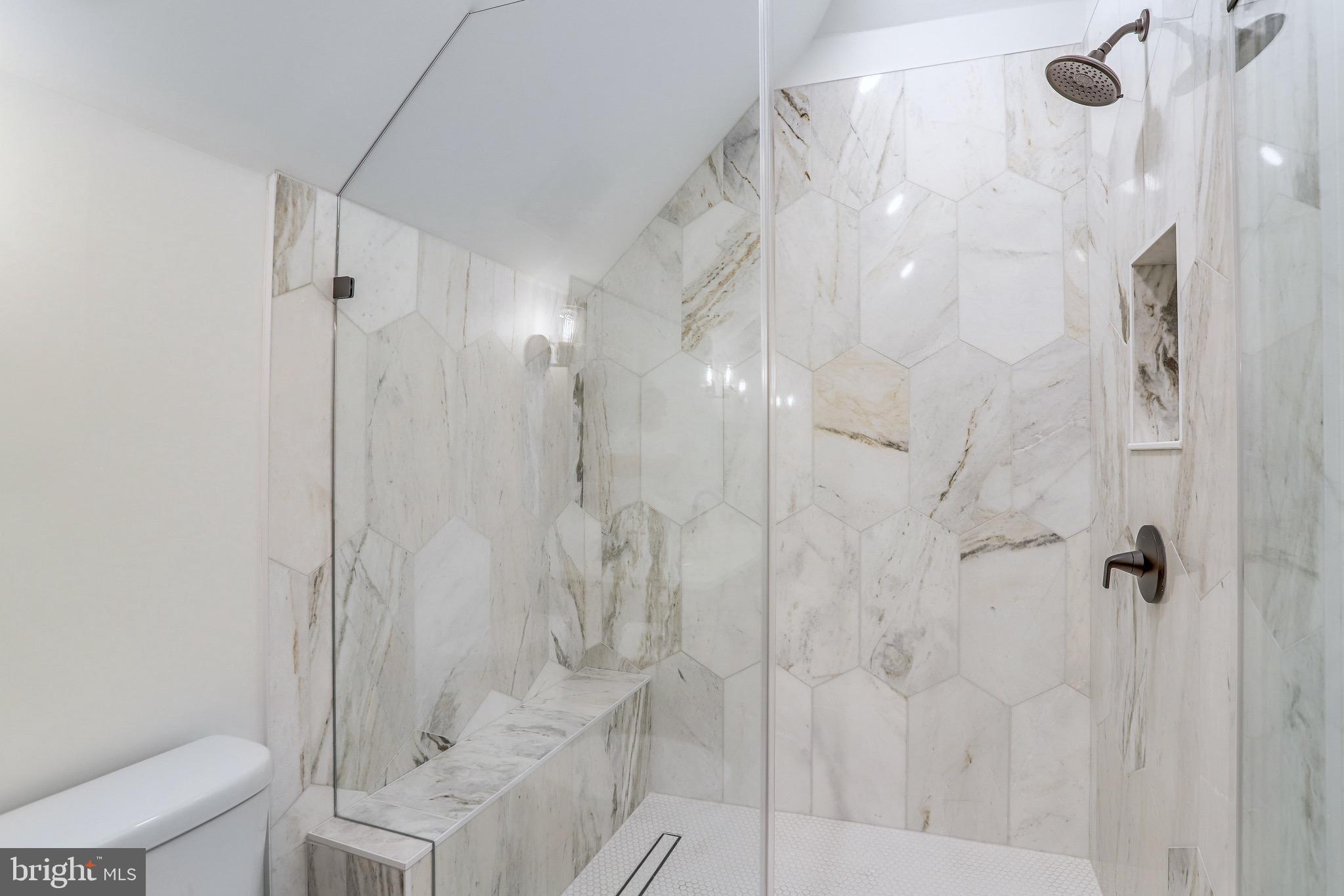 FAIRLINGTON GLEN - Residential