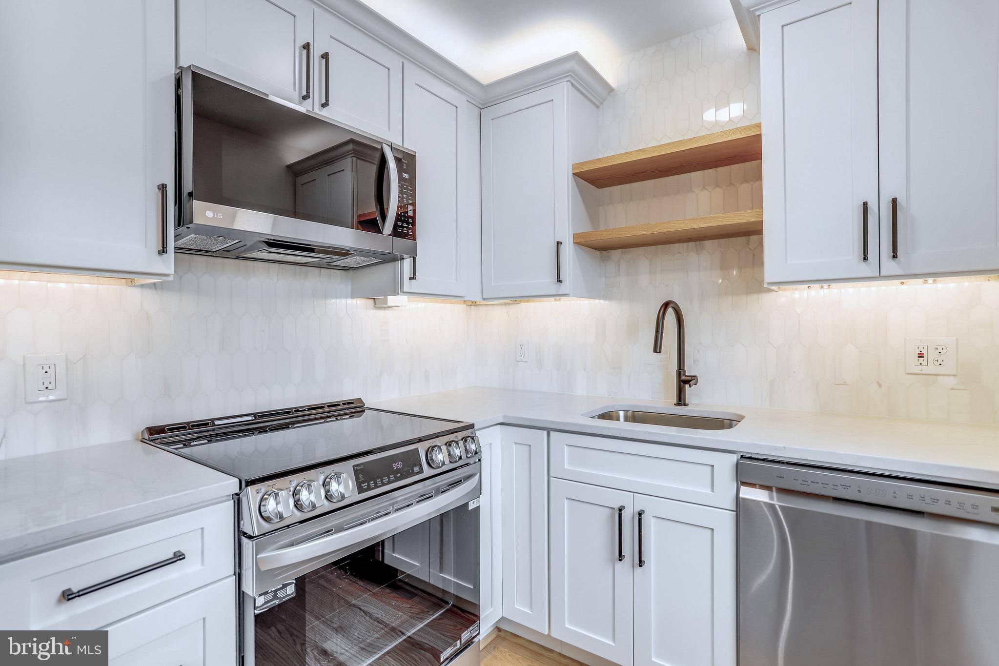 FAIRLINGTON GLEN - Residential