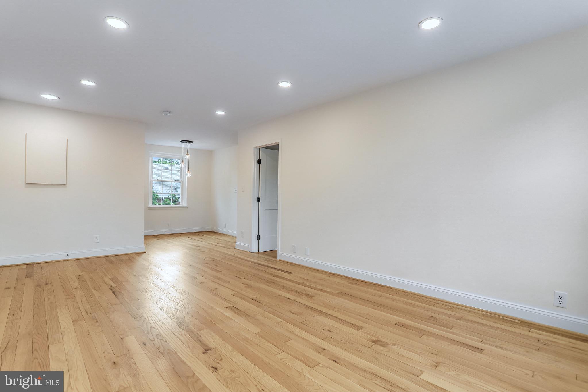 FAIRLINGTON GLEN - Residential