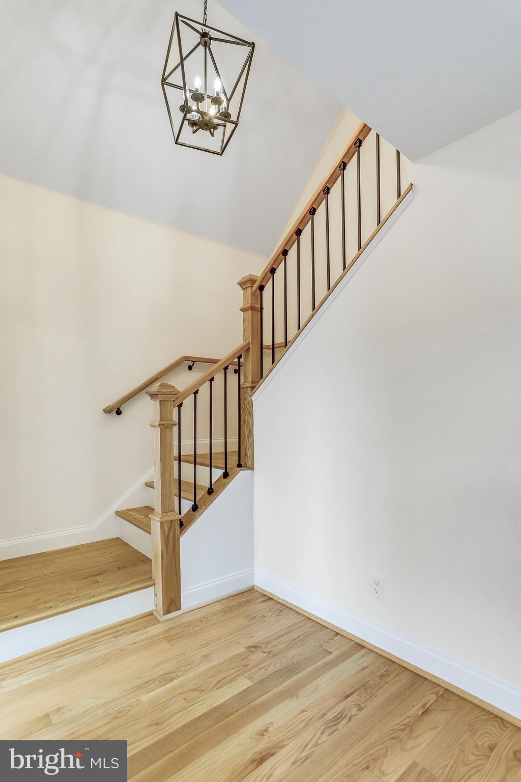 FAIRLINGTON GLEN - Residential