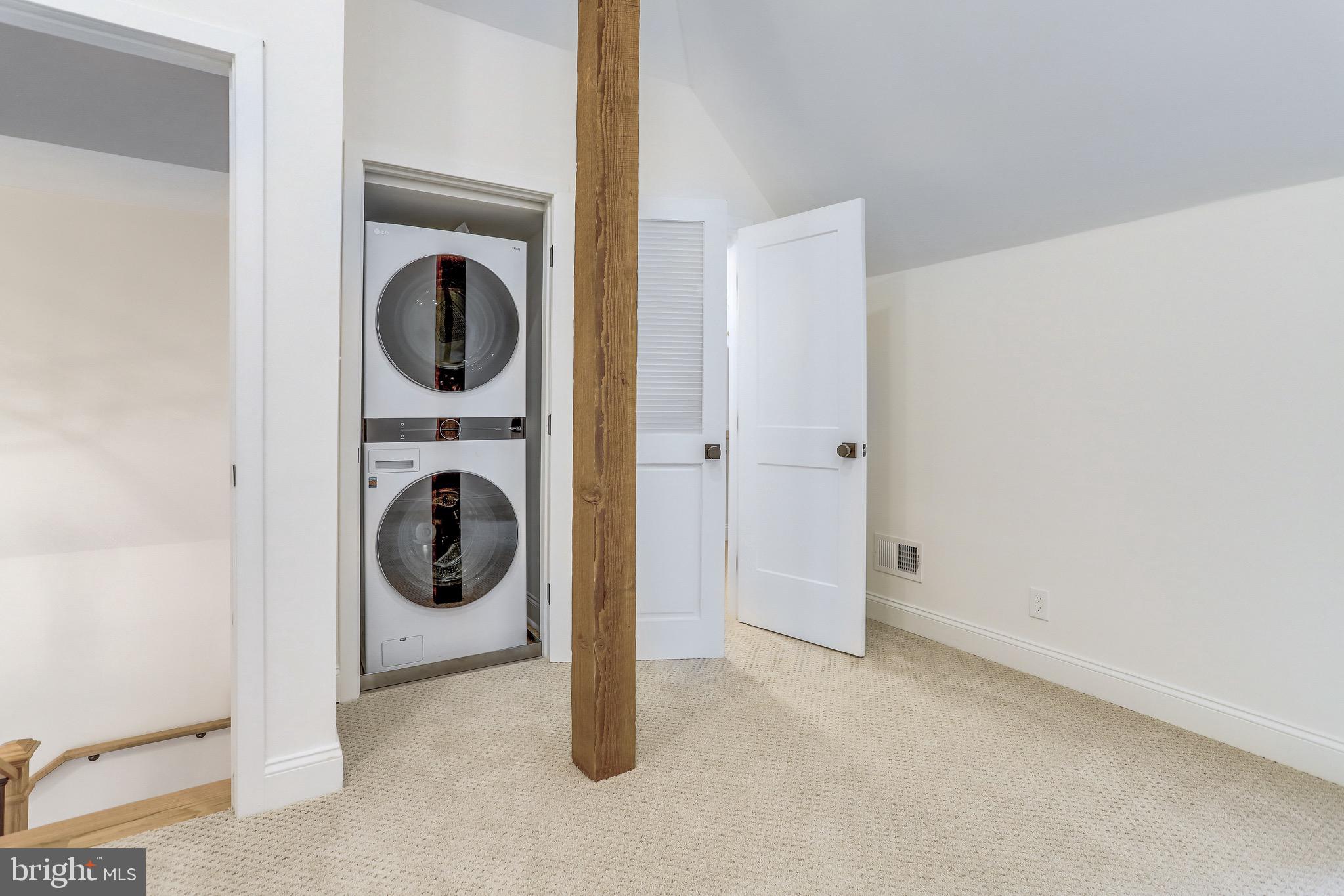 FAIRLINGTON GLEN - Residential