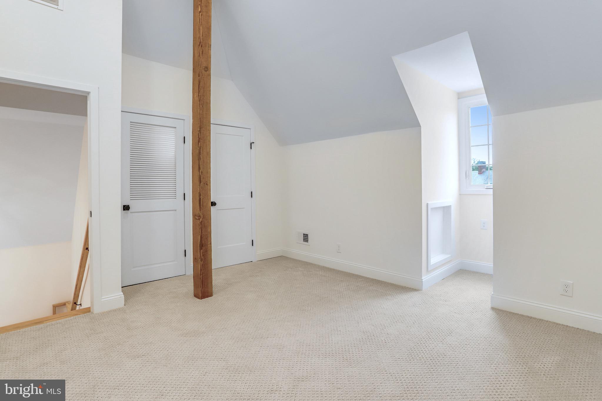 FAIRLINGTON GLEN - Residential