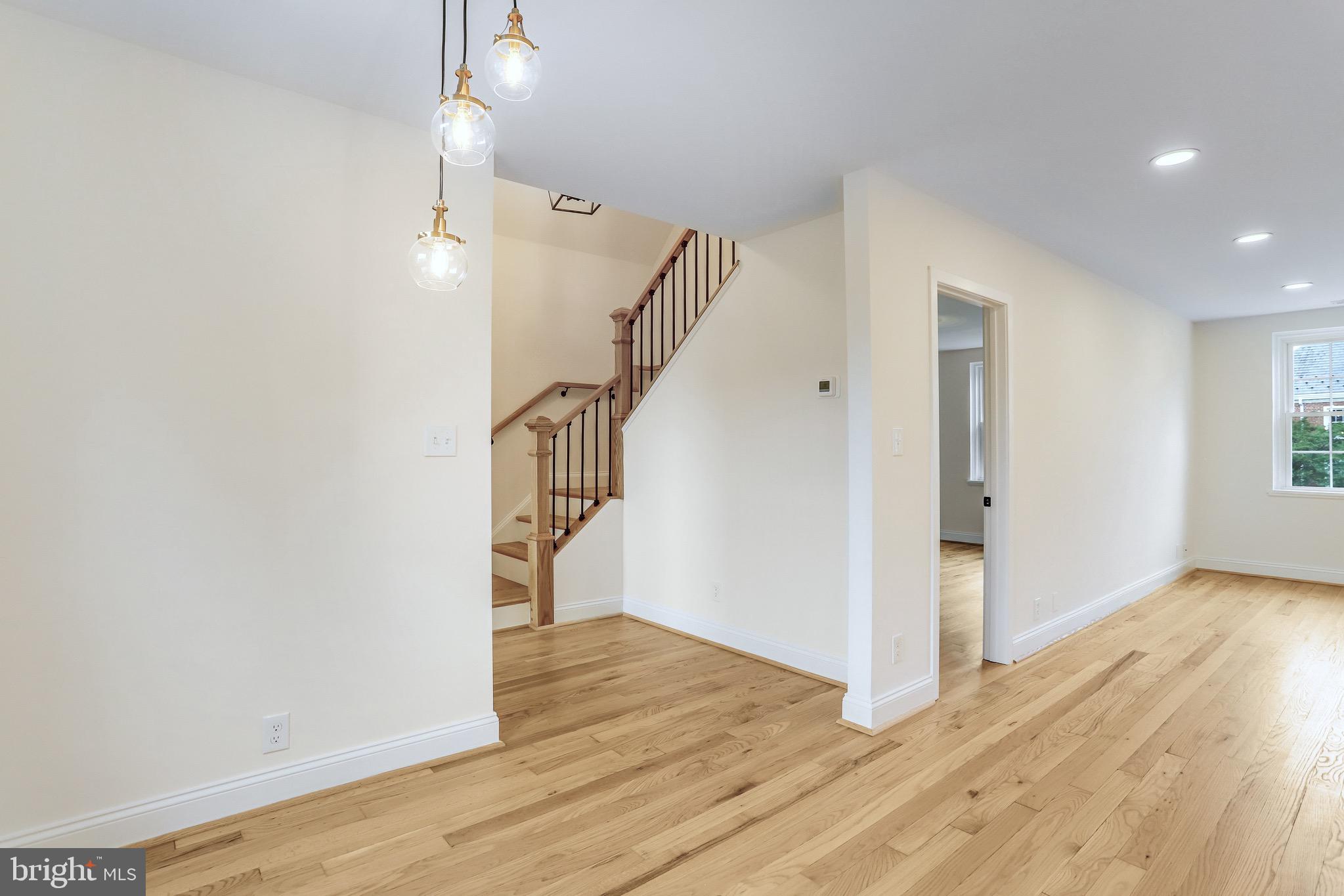 FAIRLINGTON GLEN - Residential