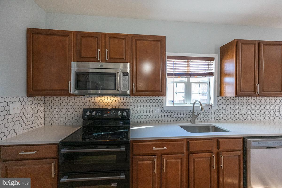 CLINTON DALE ESTATES - Residential