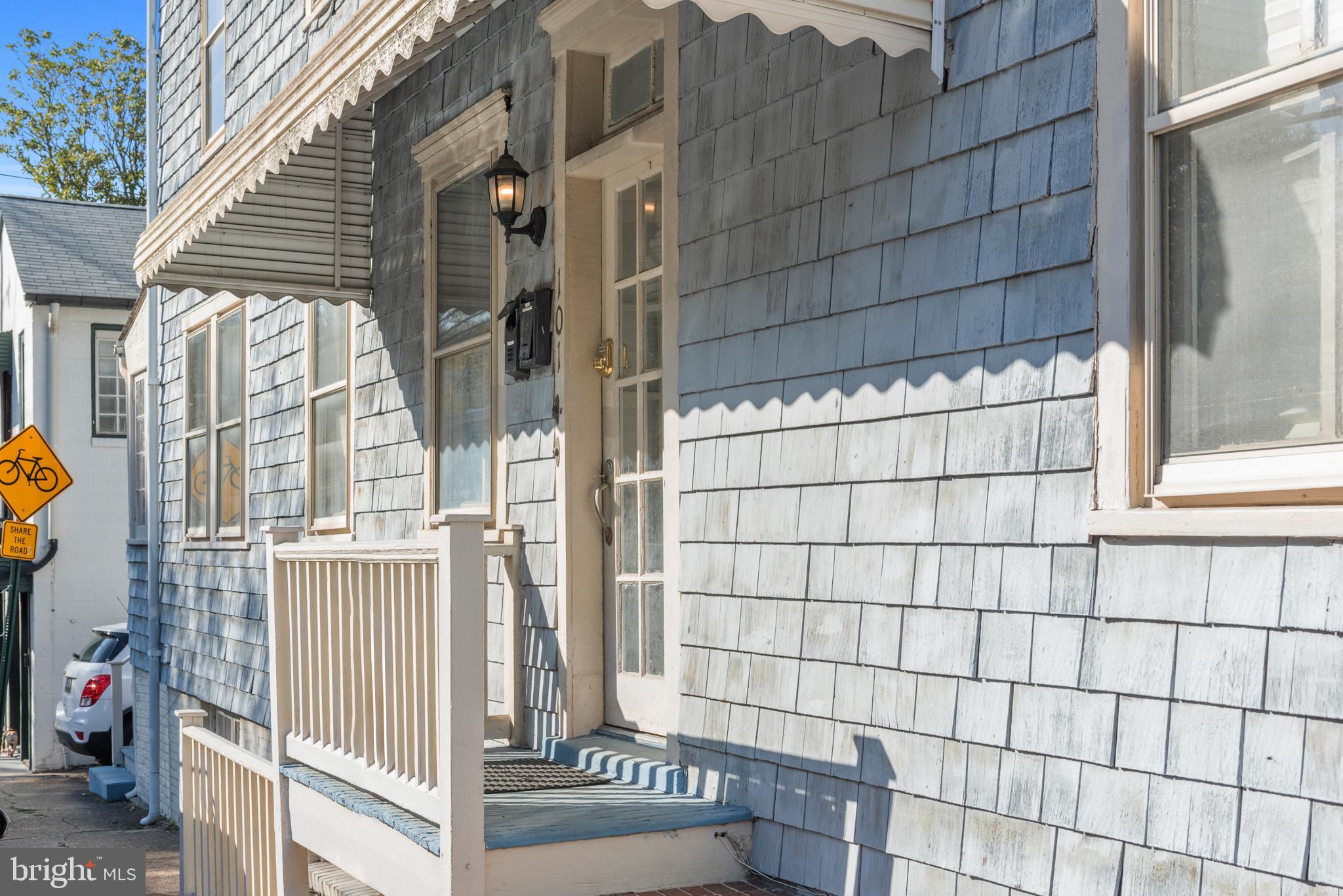 HISTORIC DISTRICT - Residential Lease