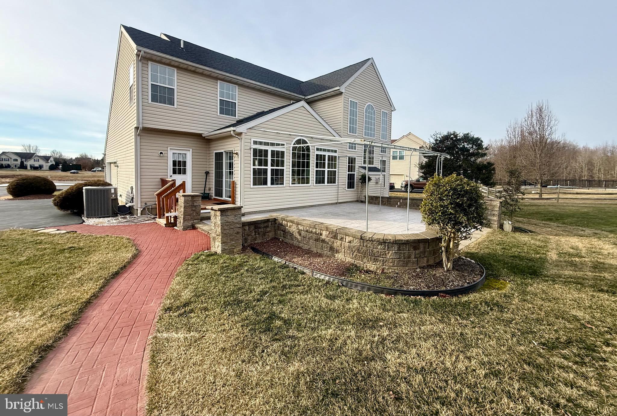 FAIRVIEW FARM - Residential