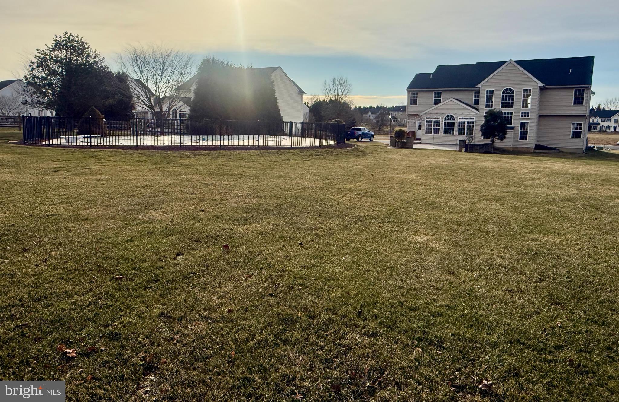 FAIRVIEW FARM - Residential