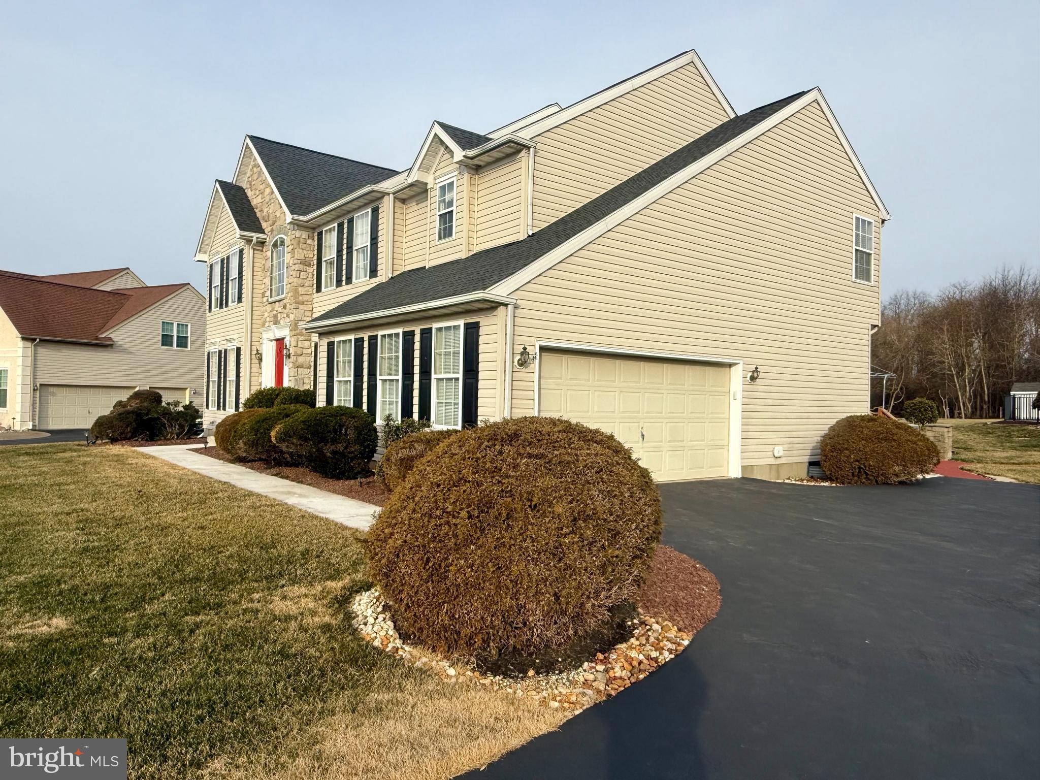 FAIRVIEW FARM - Residential
