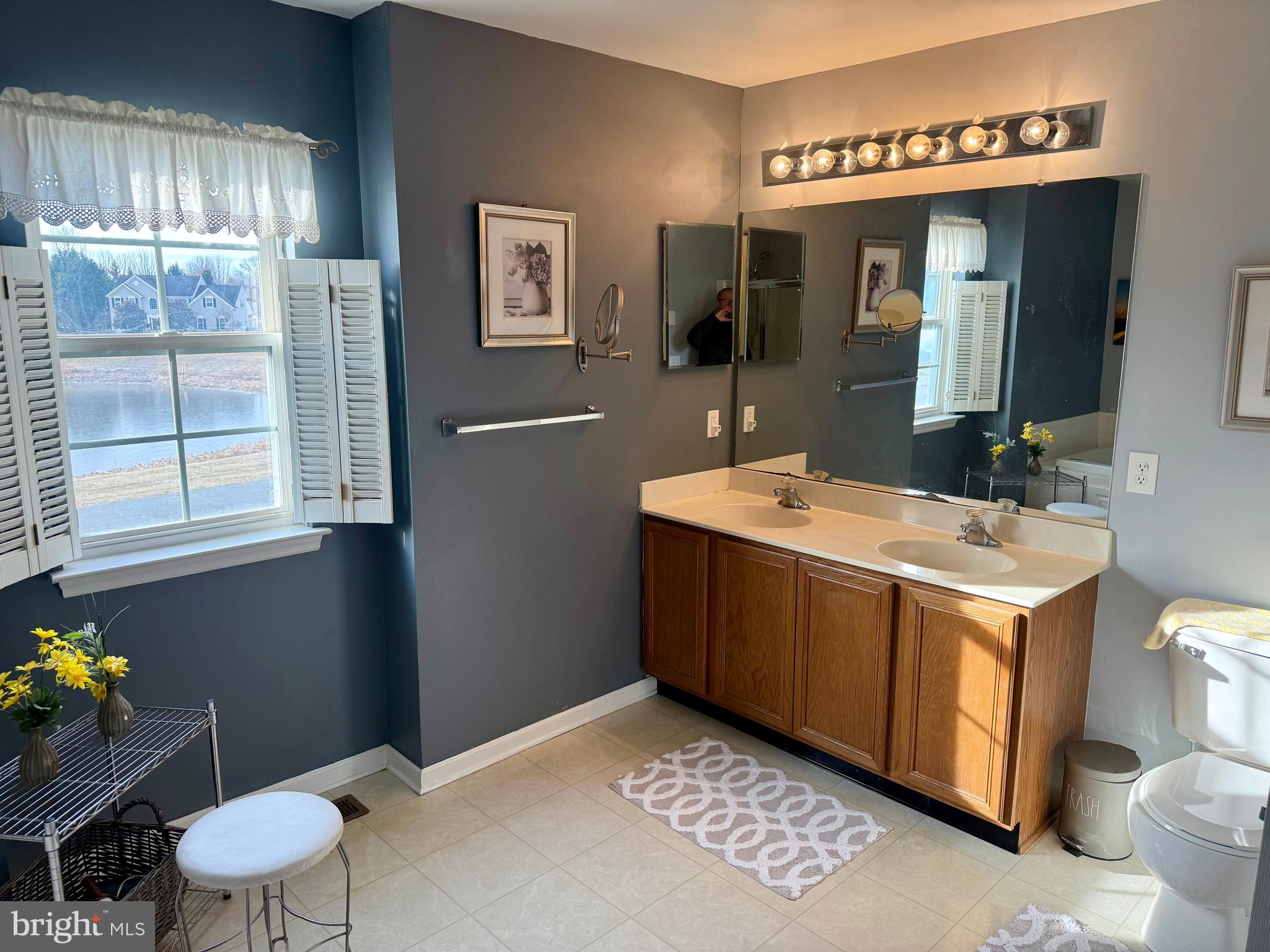 FAIRVIEW FARM - Residential