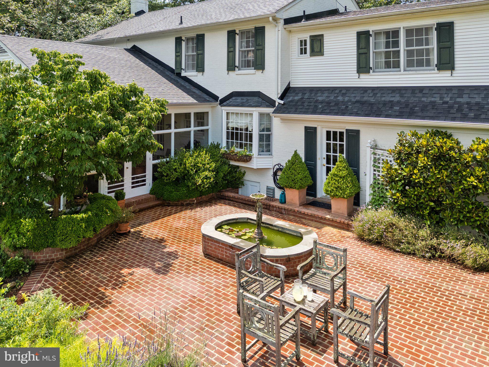 MIDDLEBURG - Residential