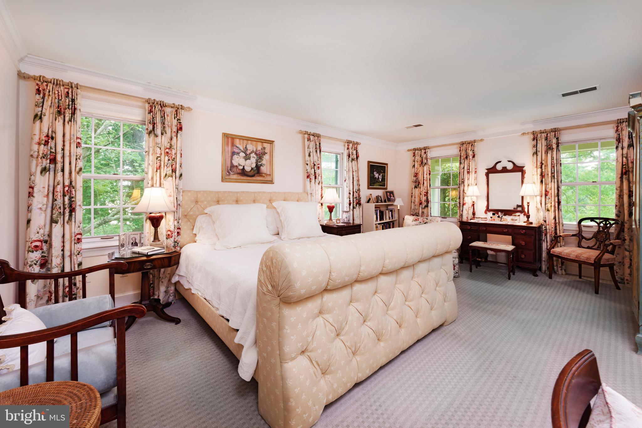 MIDDLEBURG - Residential