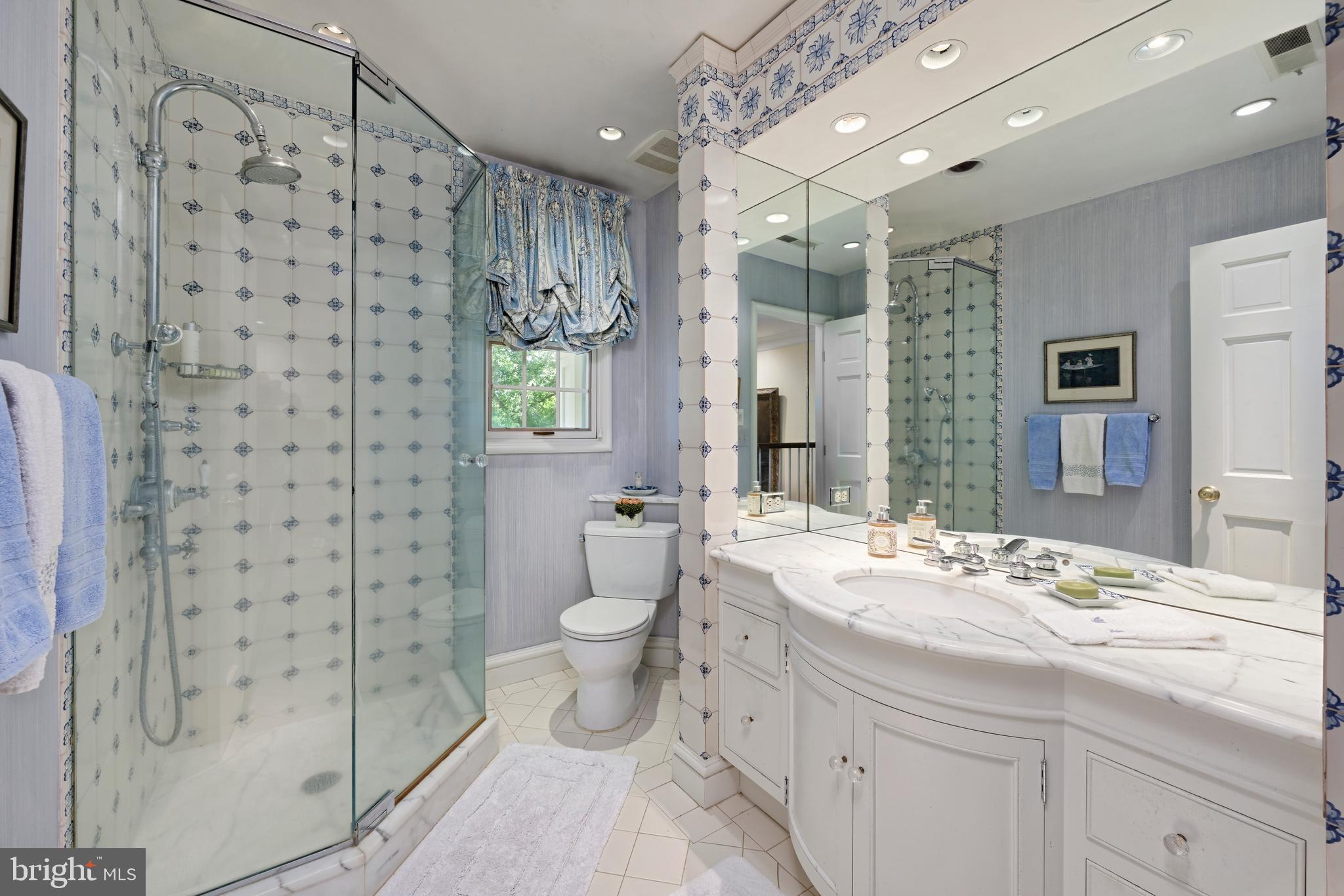 MIDDLEBURG - Residential