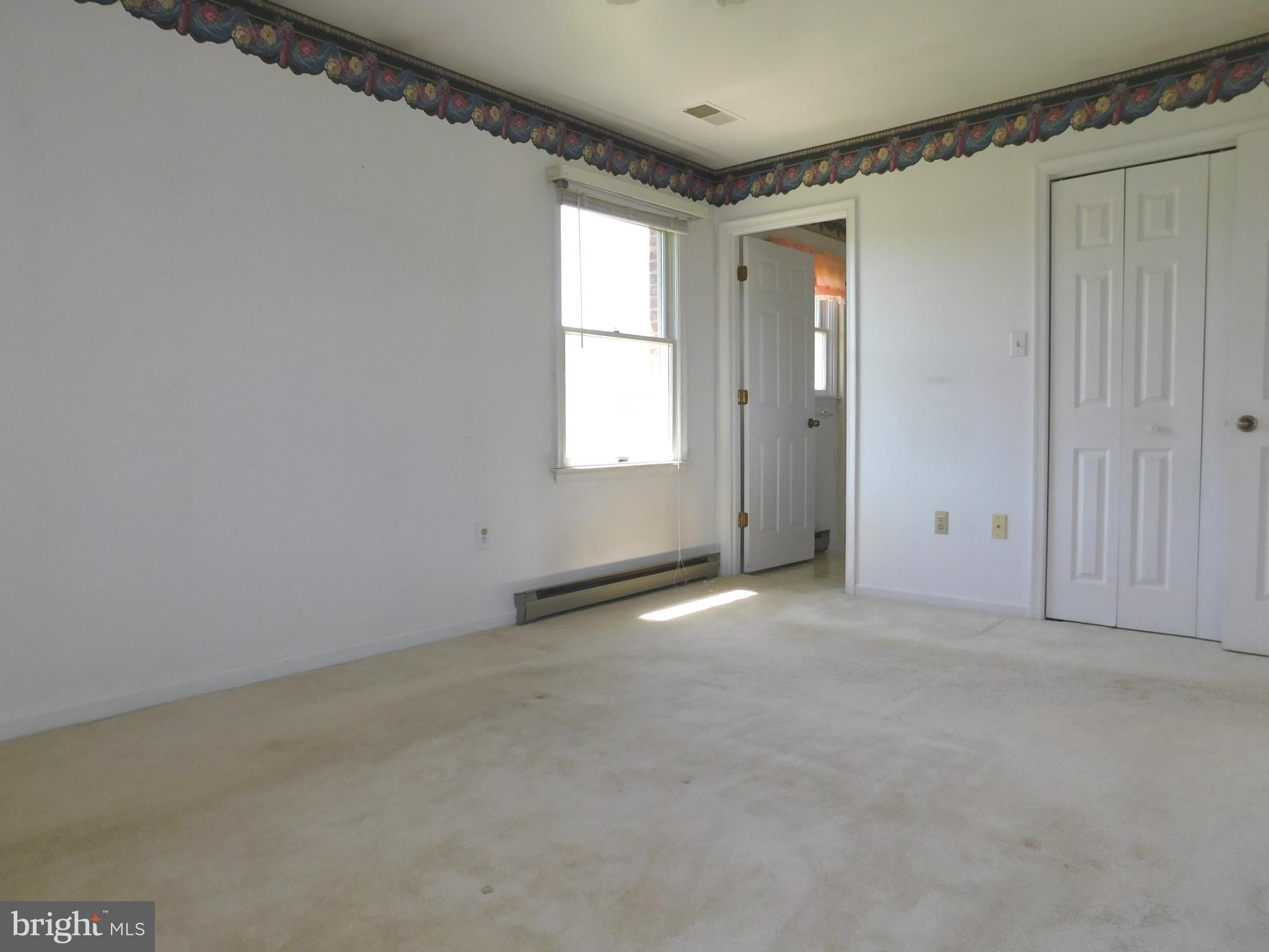 SOUTH POINTE - Residential