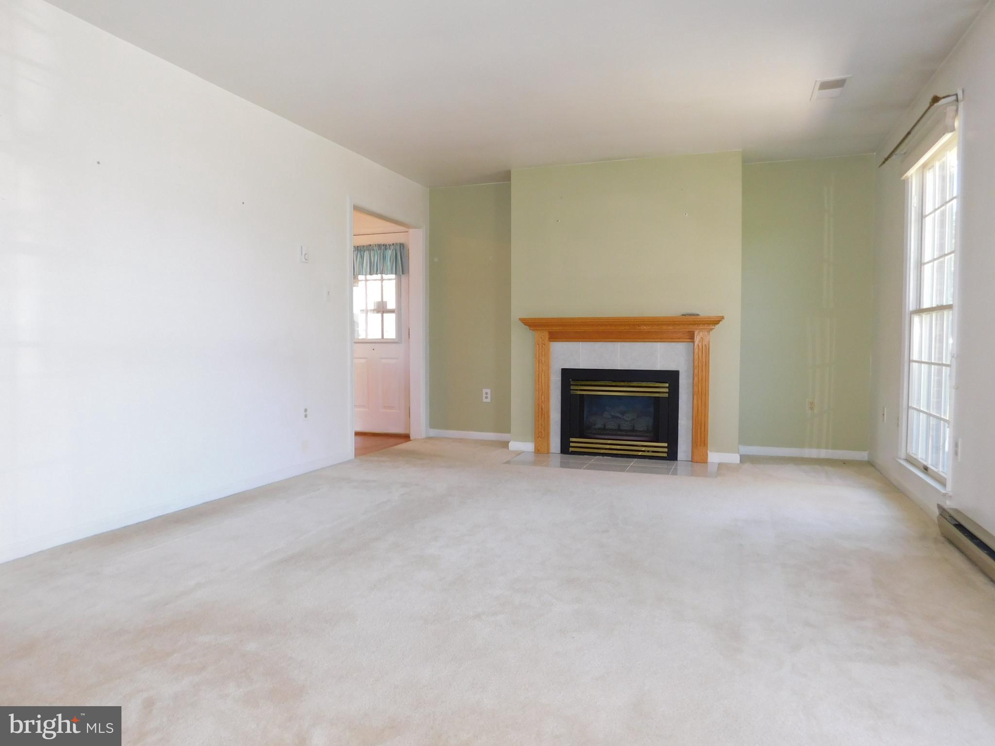 SOUTH POINTE - Residential