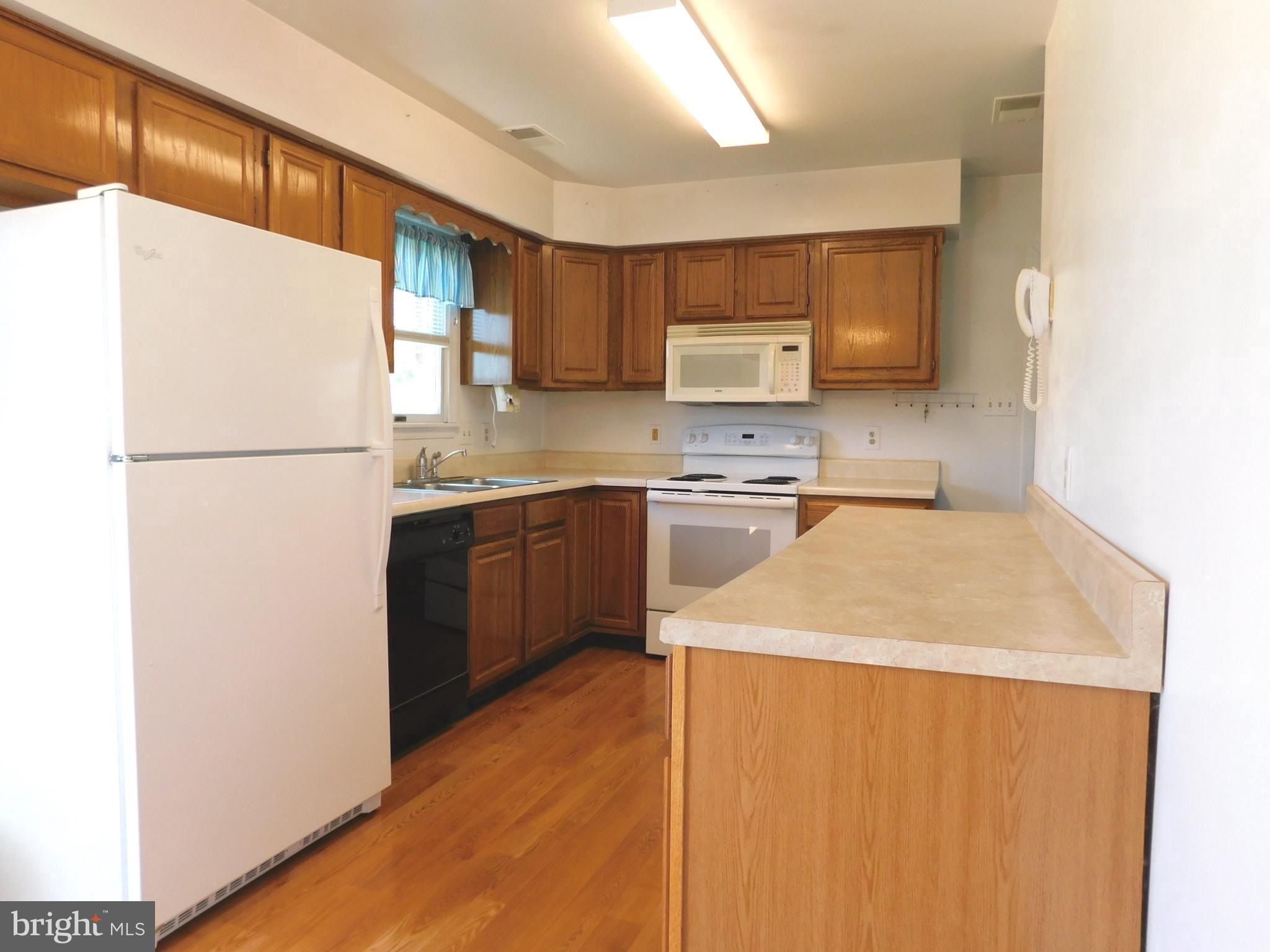 SOUTH POINTE - Residential