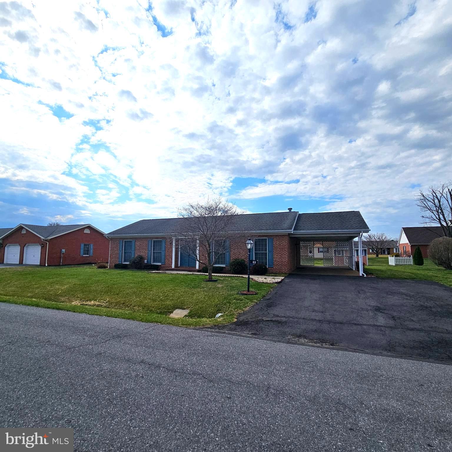 SOUTH POINTE - Residential