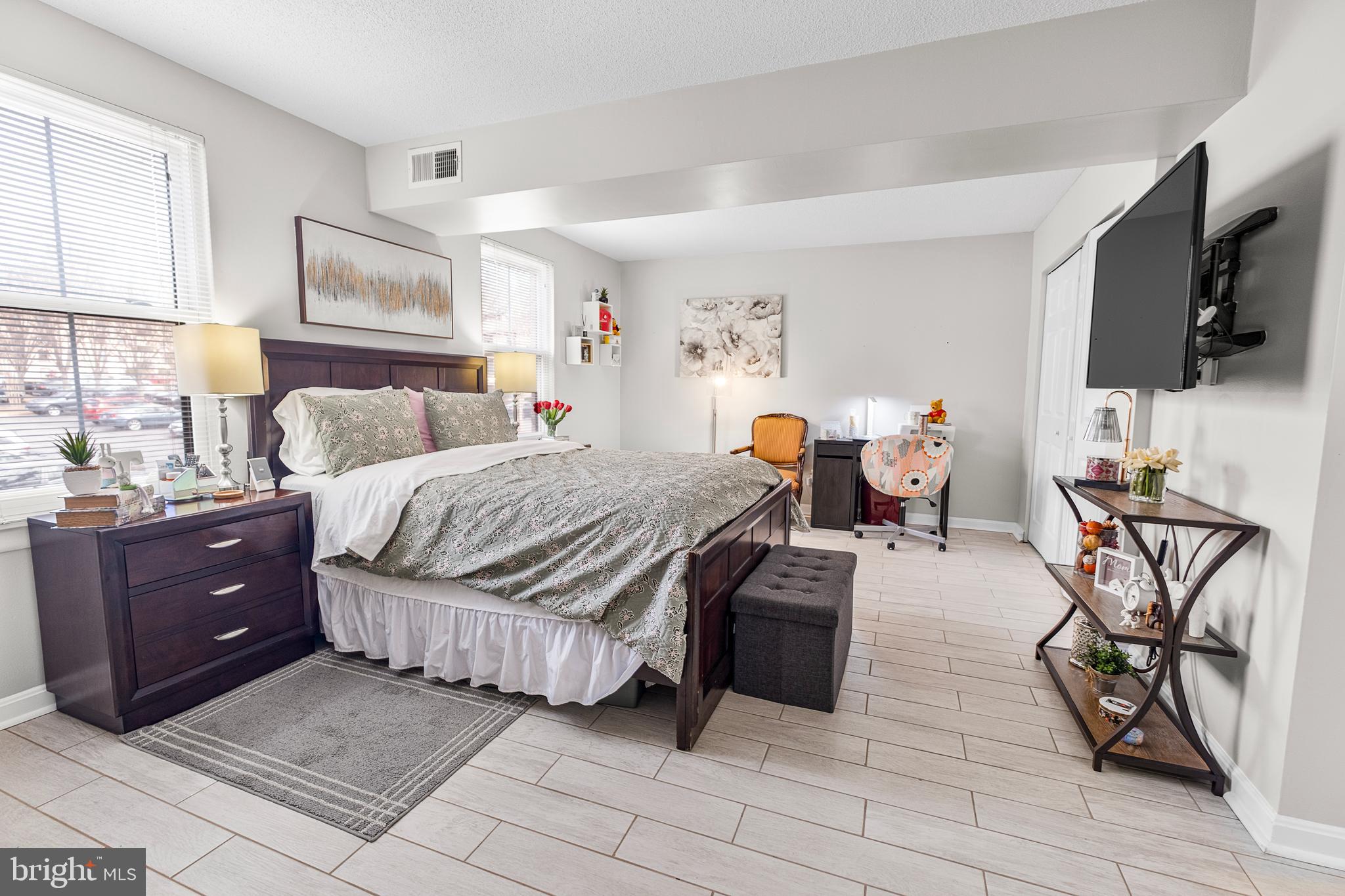 SHADOWOOD - Residential