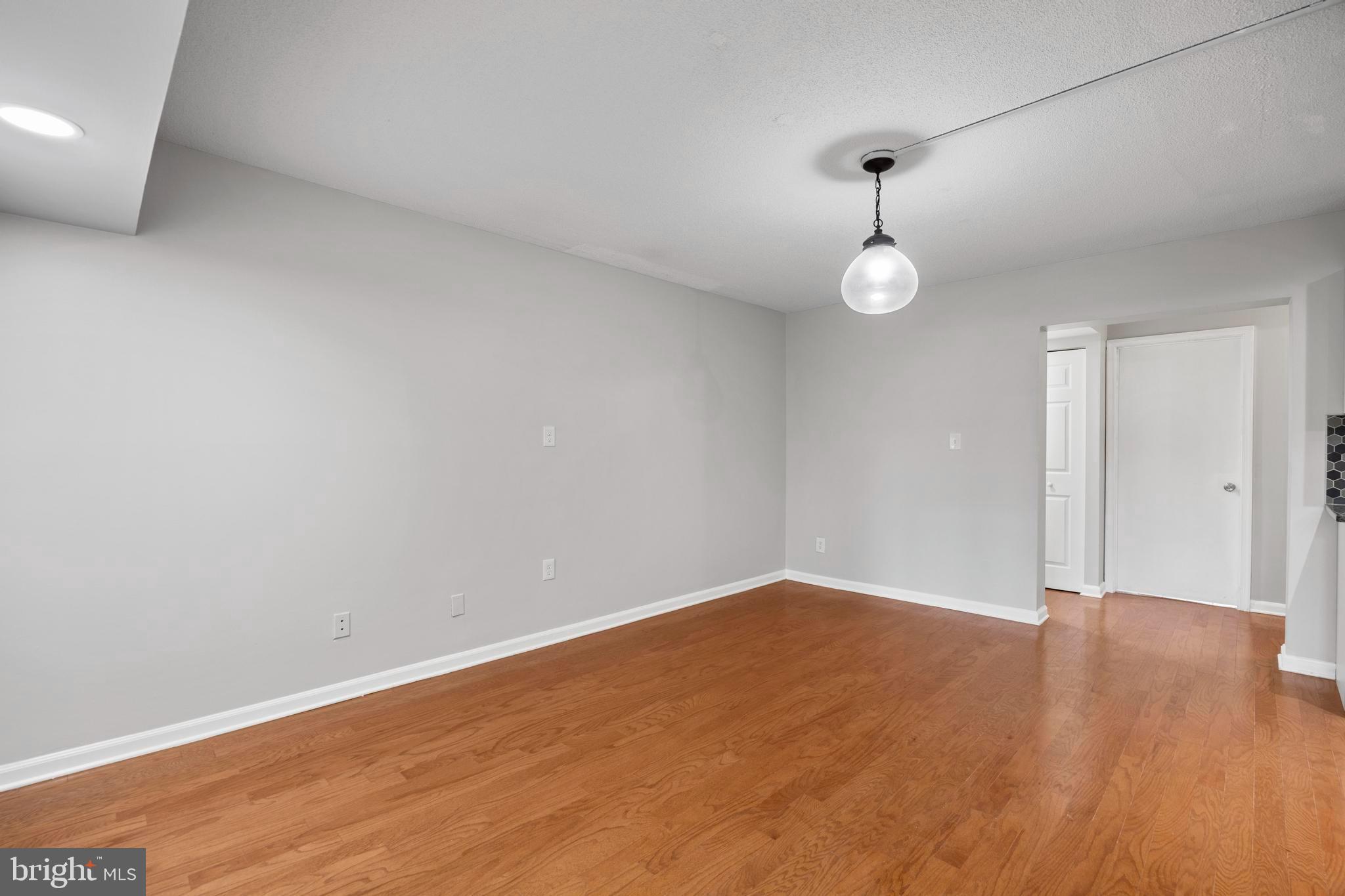 2216 CASTLE ROCK SQUARE 12C