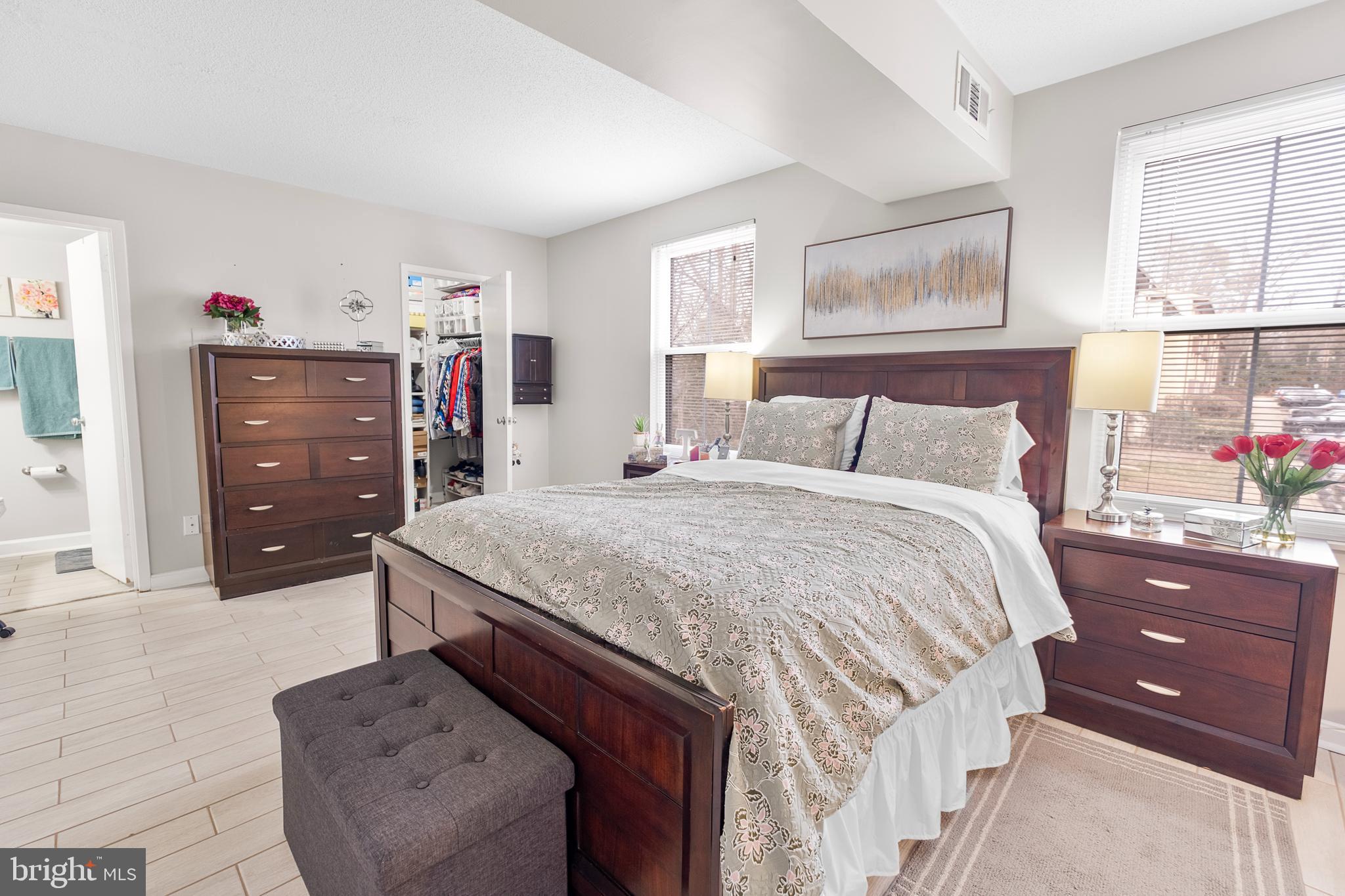 SHADOWOOD - Residential