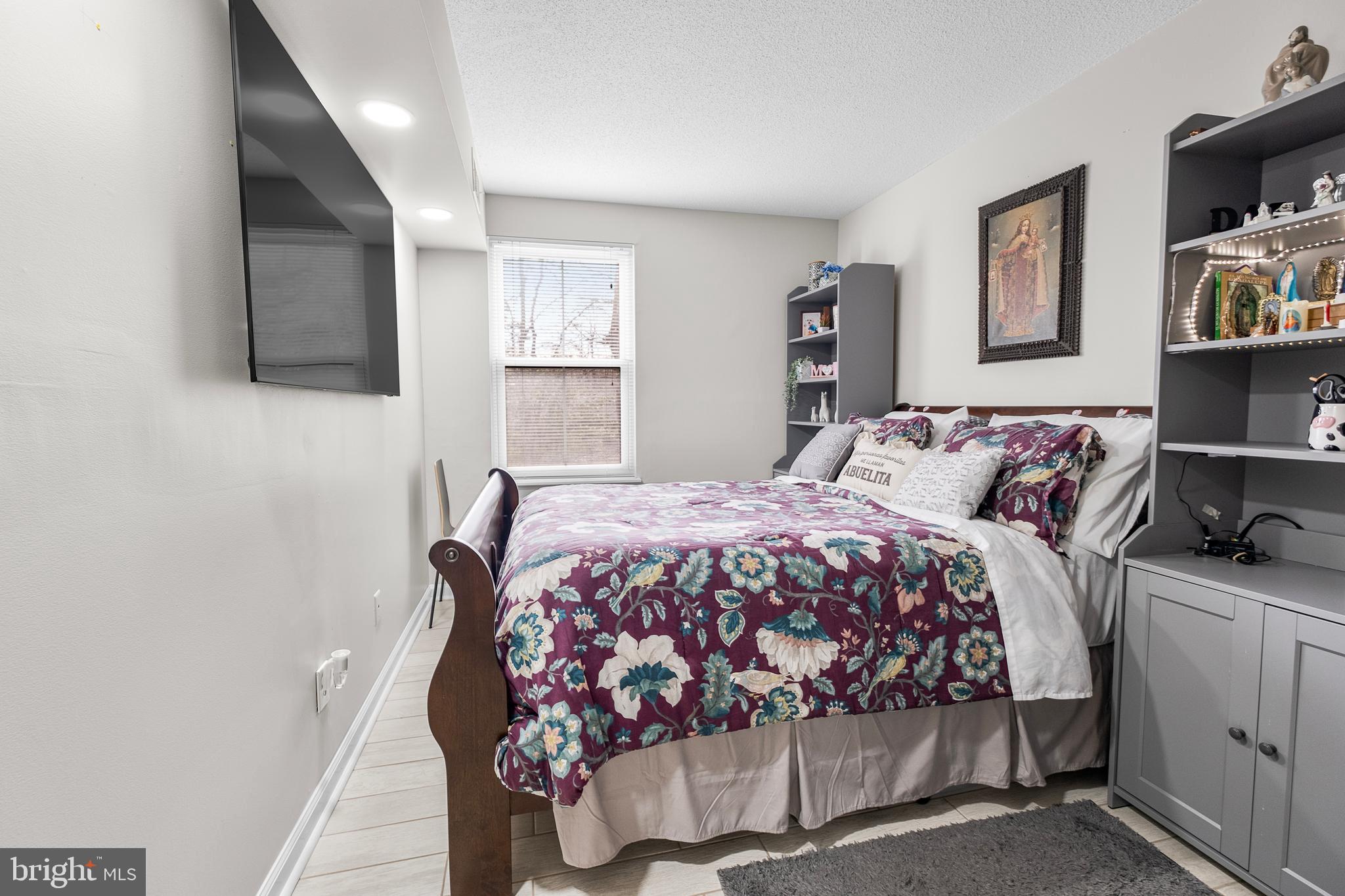 SHADOWOOD - Residential