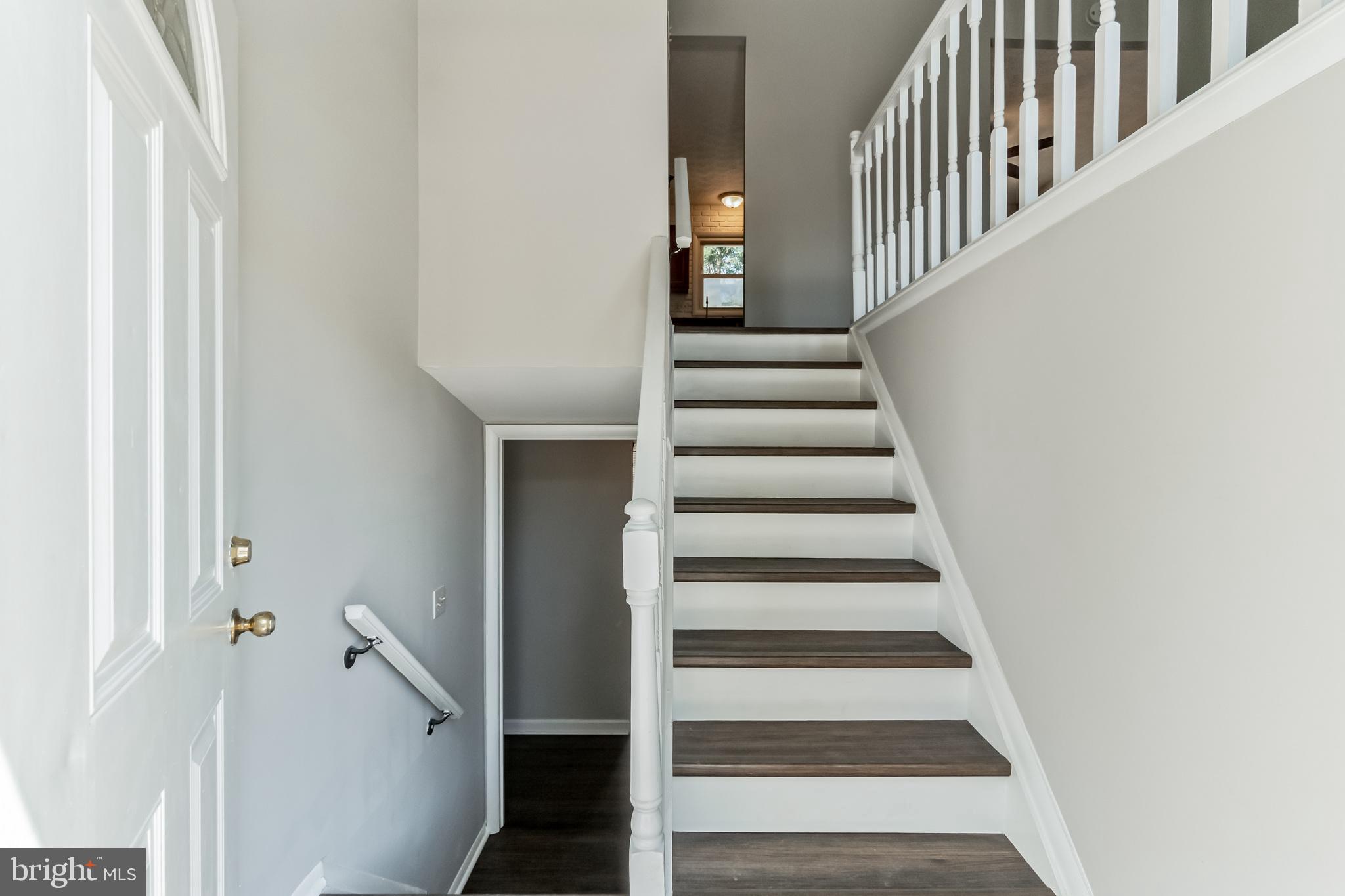 FOUR SEASONS ESTATES - Residential