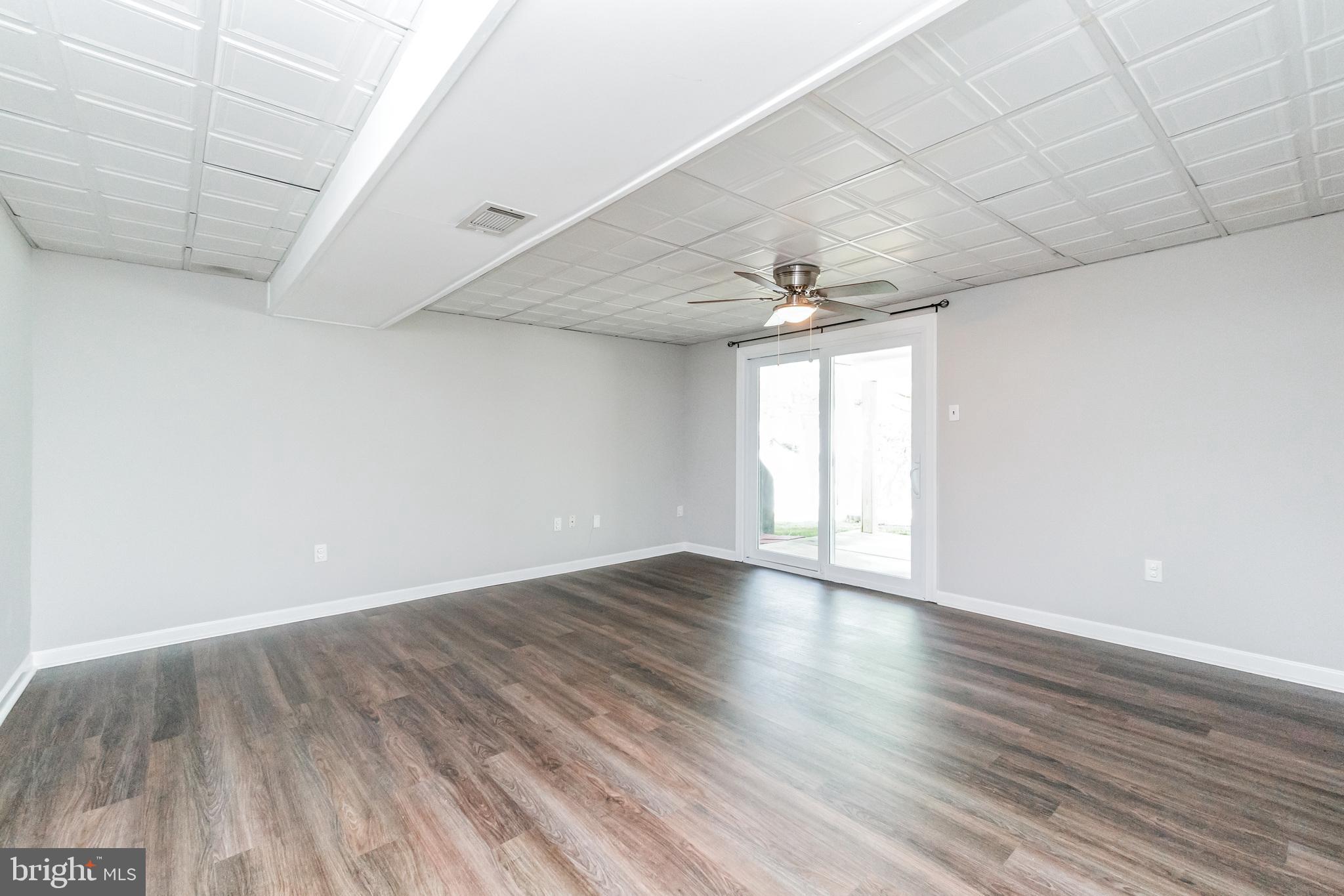 FOUR SEASONS ESTATES - Residential