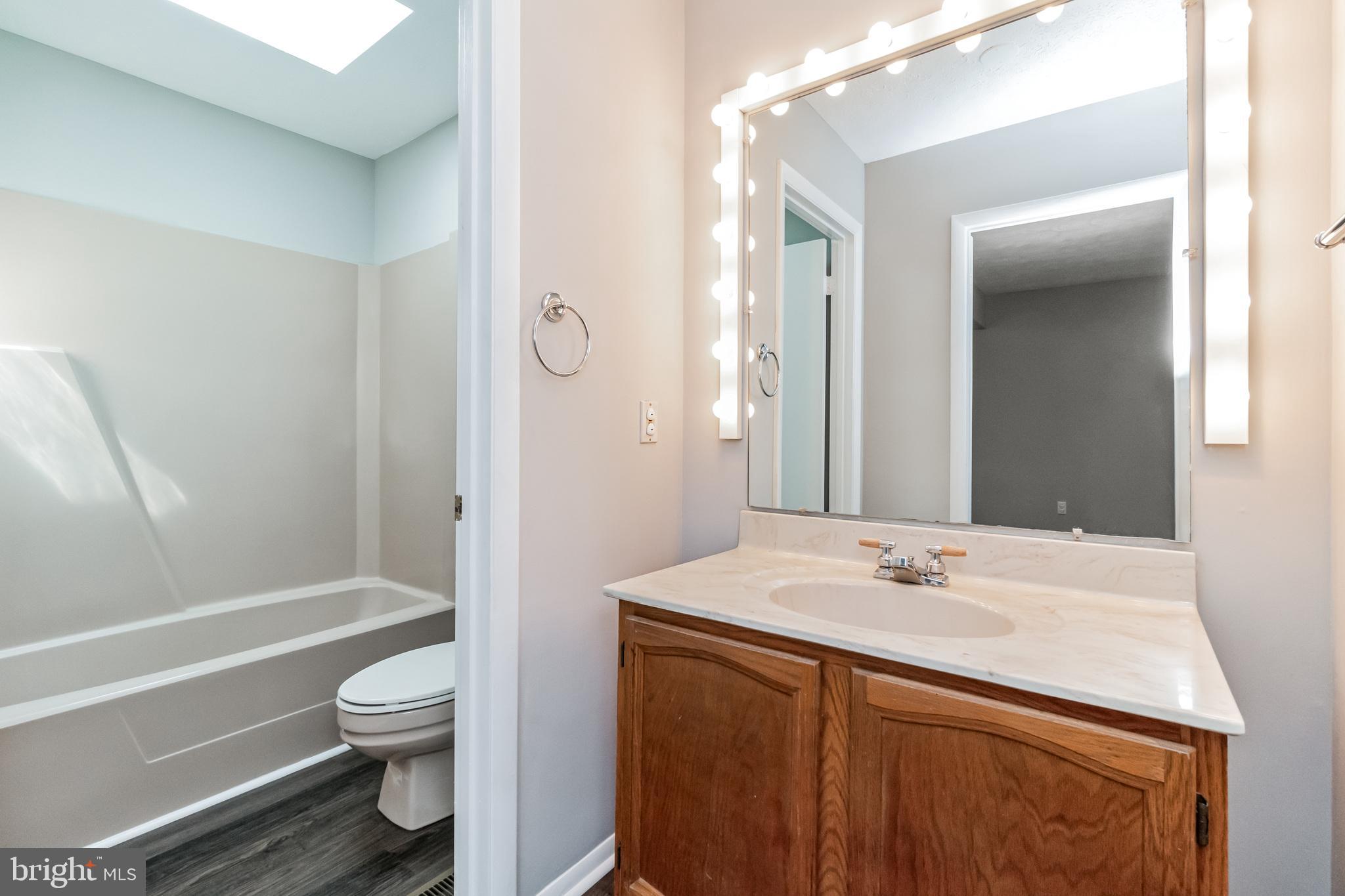 FOUR SEASONS ESTATES - Residential